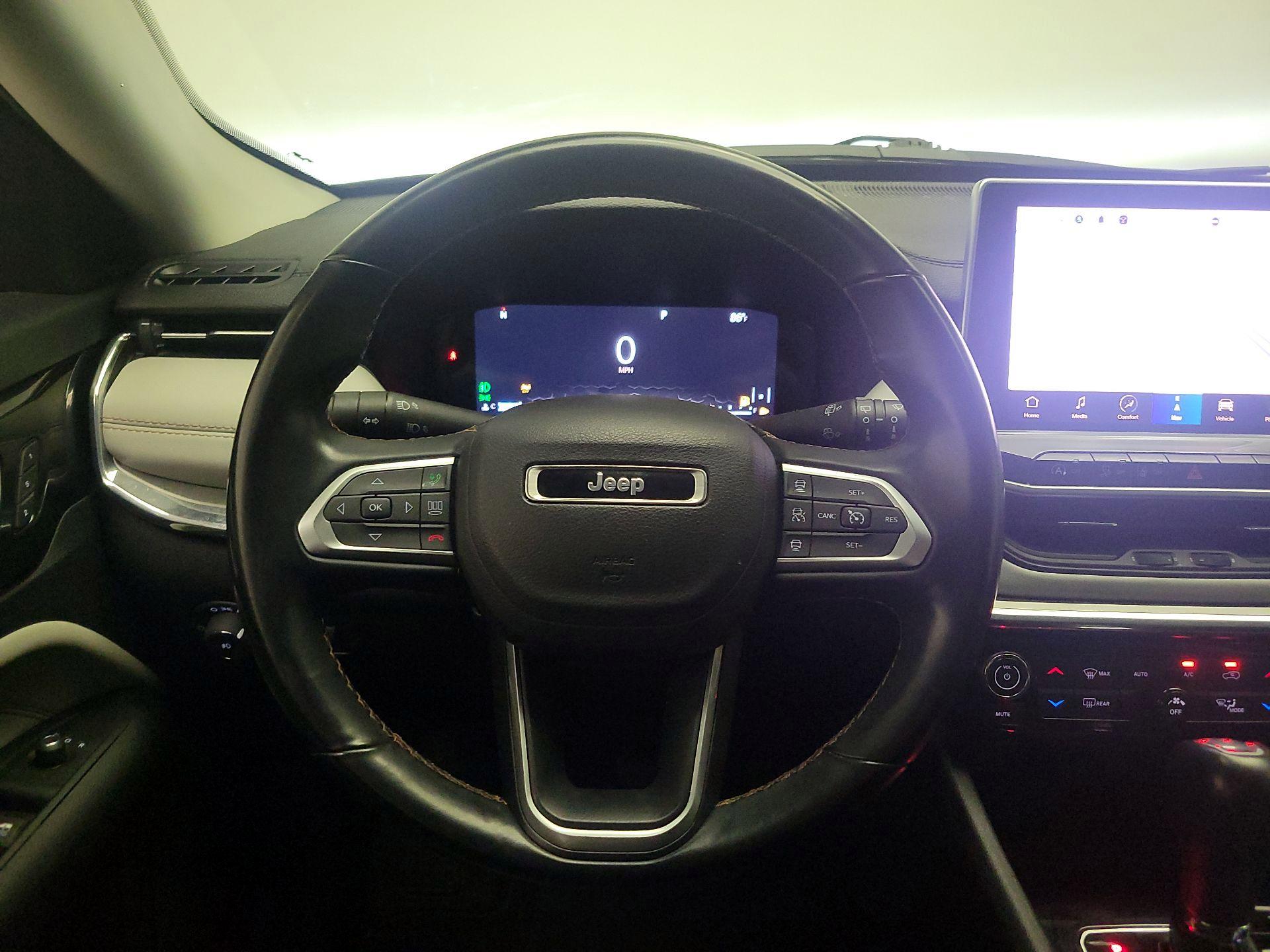Thumbnail: 2022 Jeep Compass - 10
