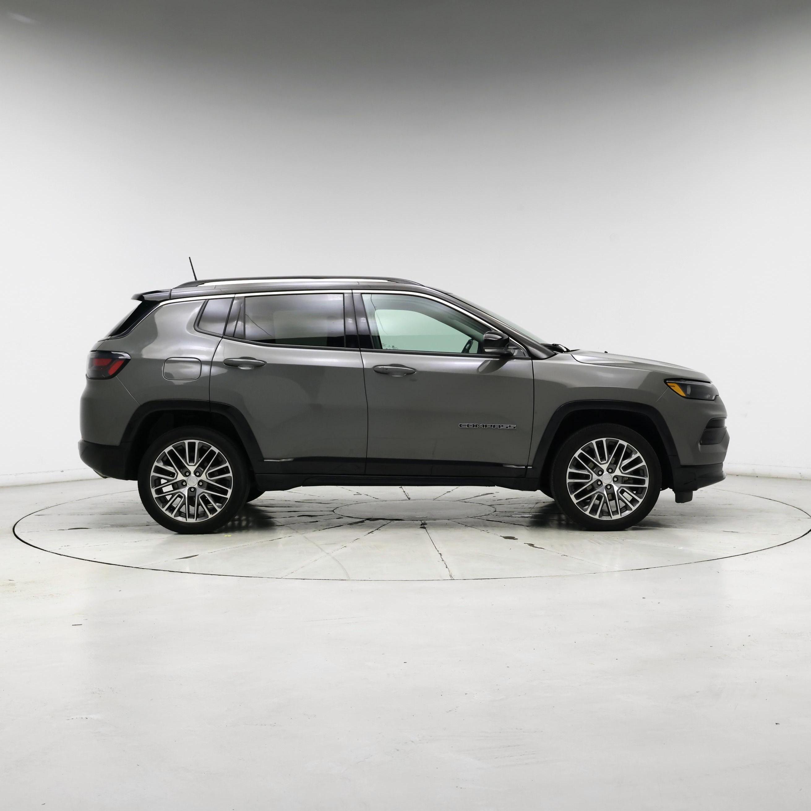 Thumbnail: 2022 Jeep Compass - 7