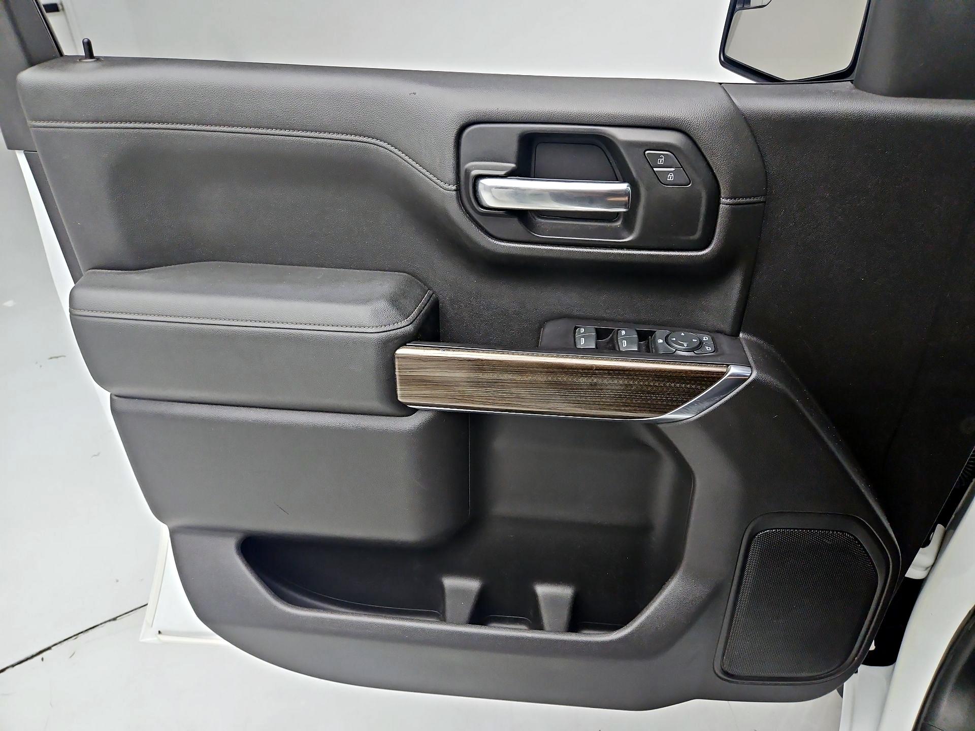 Thumbnail: 2019 Chevrolet Silverado 1500 - 12