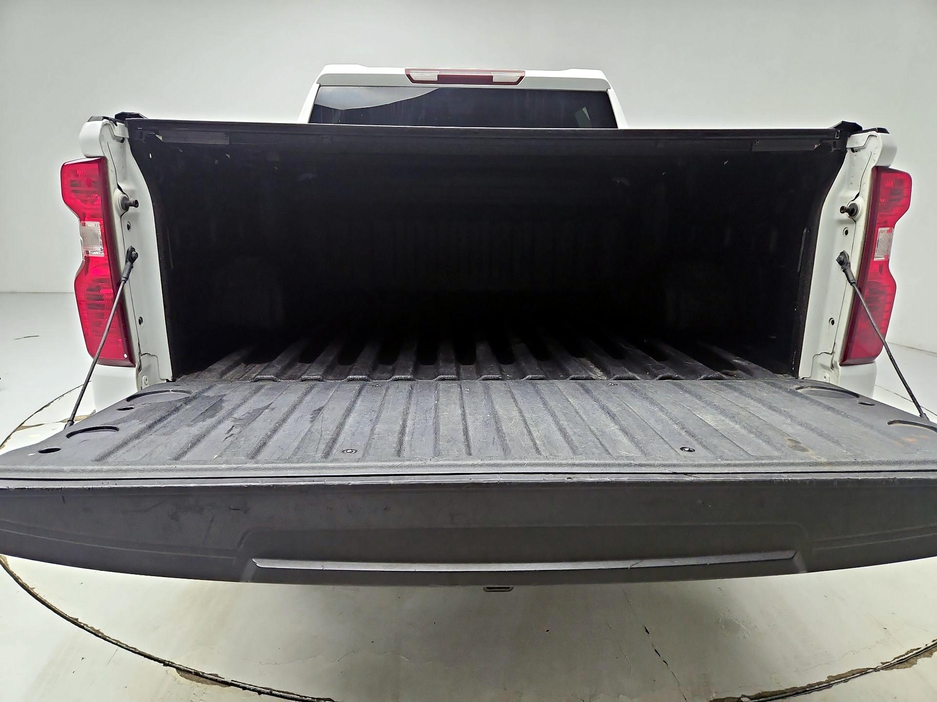 Thumbnail: 2019 Chevrolet Silverado 1500 - 20