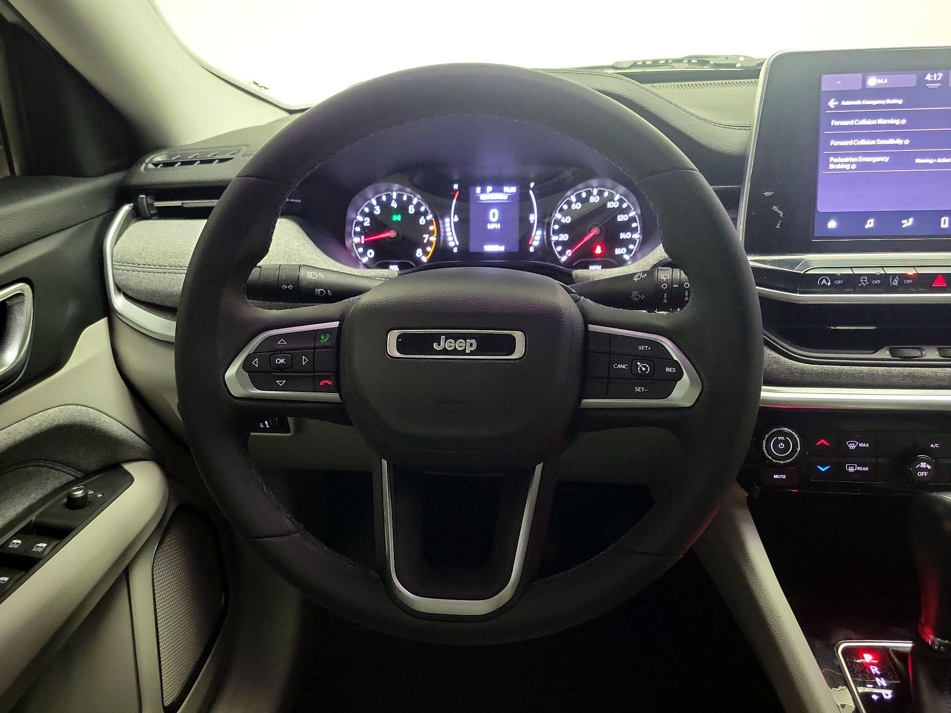 Thumbnail: 2022 Jeep Compass - 10