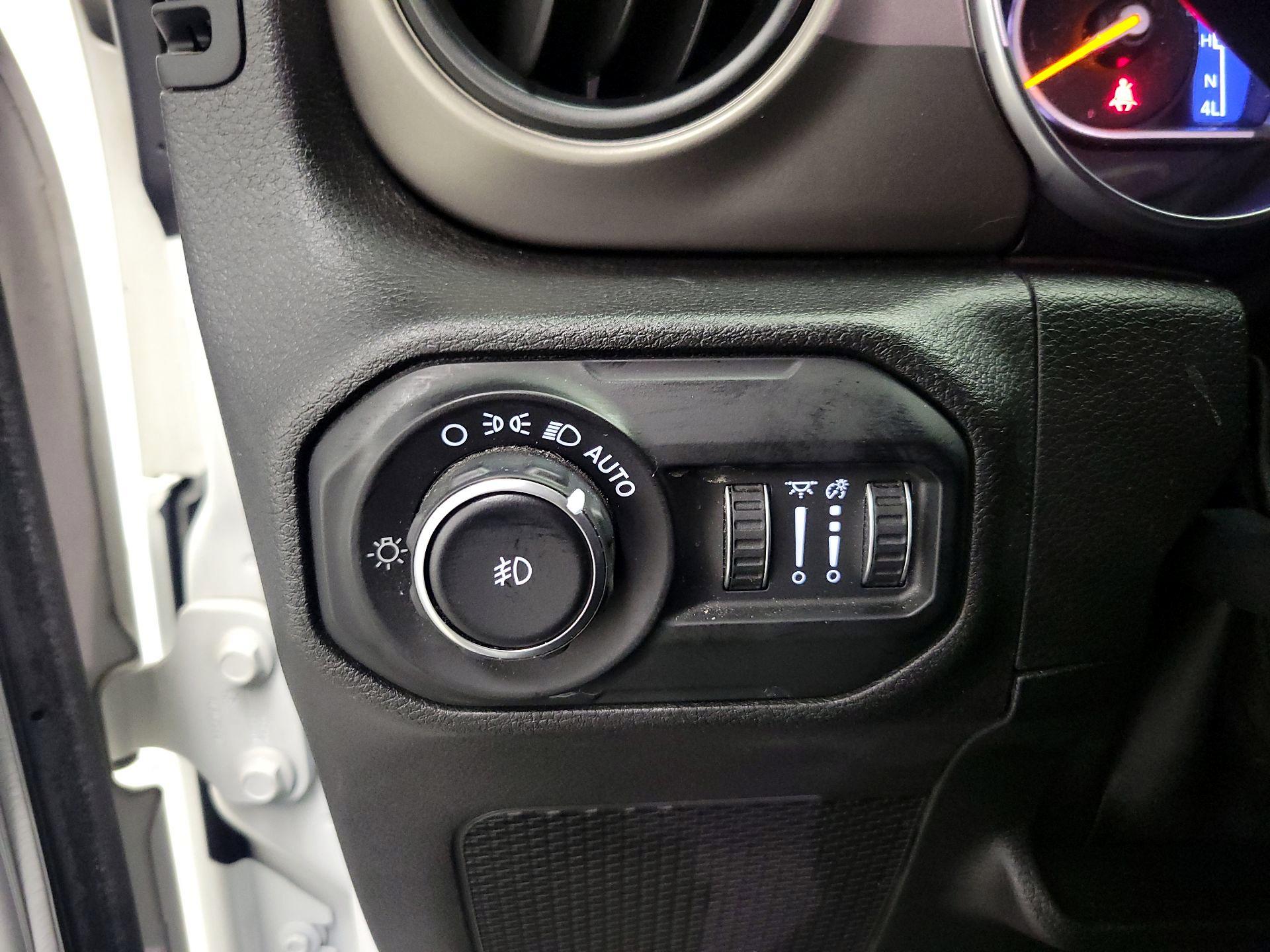 Thumbnail: 2021 Jeep Wrangler - 13