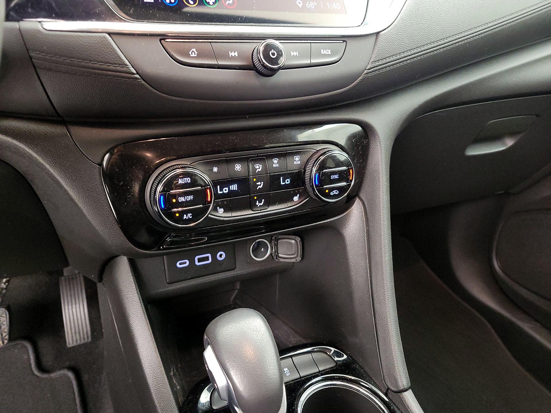 Thumbnail: 2022 Buick Encore GX - 16