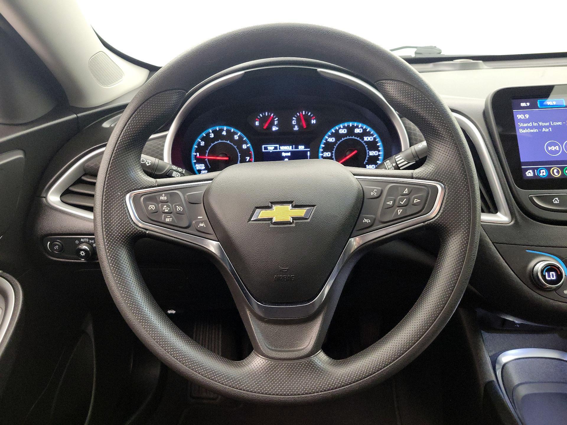 Thumbnail: 2024 Chevrolet Malibu - 10
