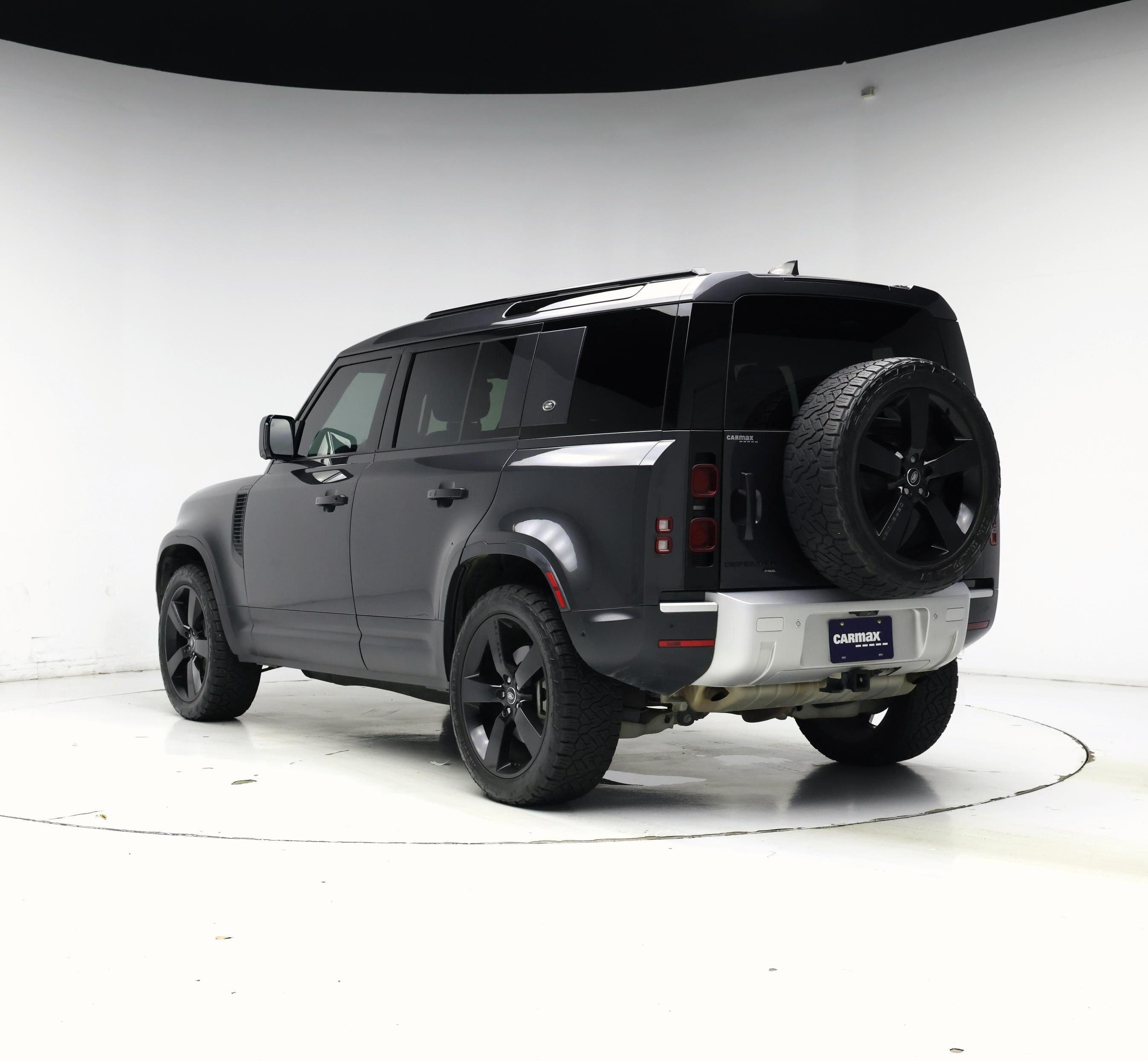 Thumbnail: 2023 Land Rover Defender - 2