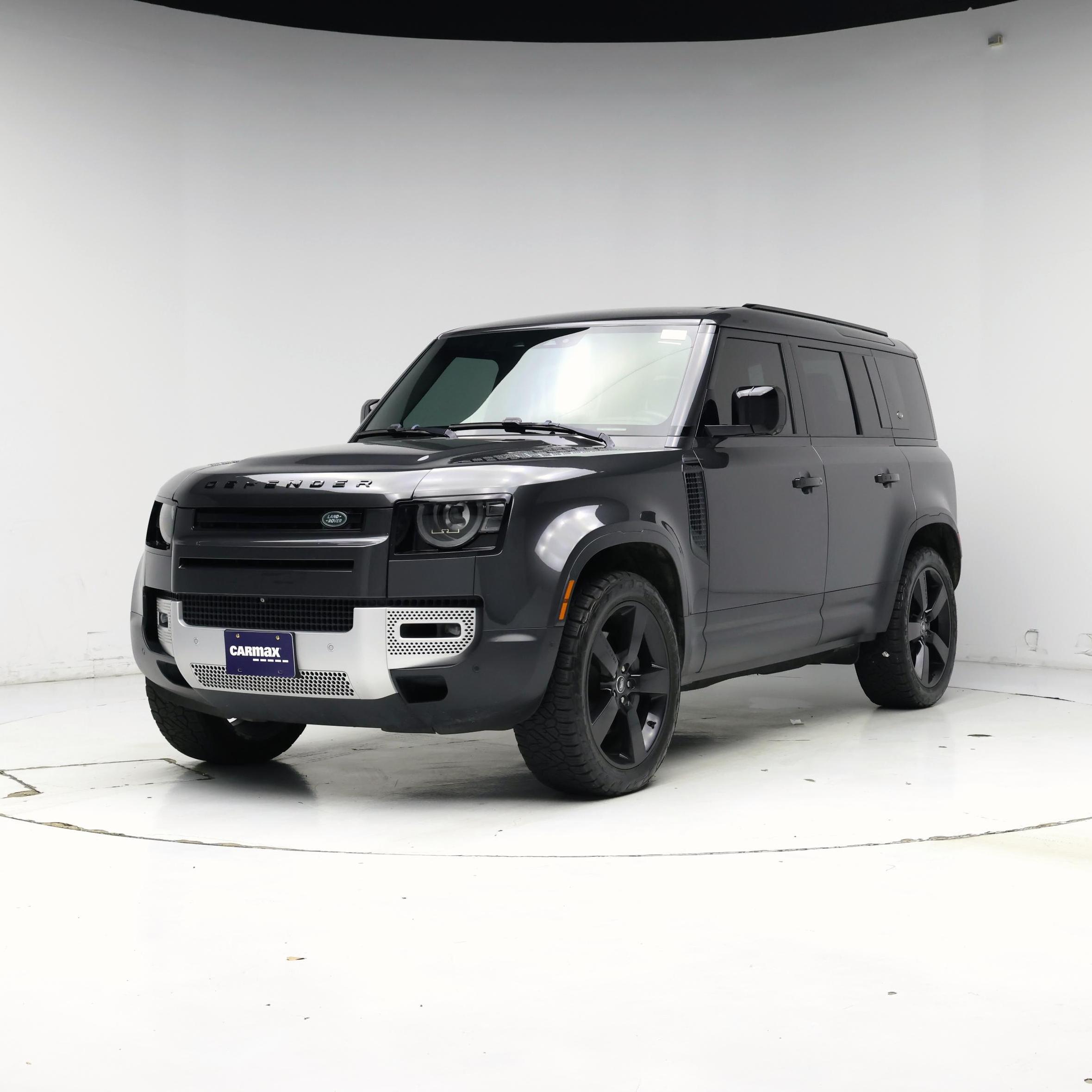 Thumbnail: 2023 Land Rover Defender - 4
