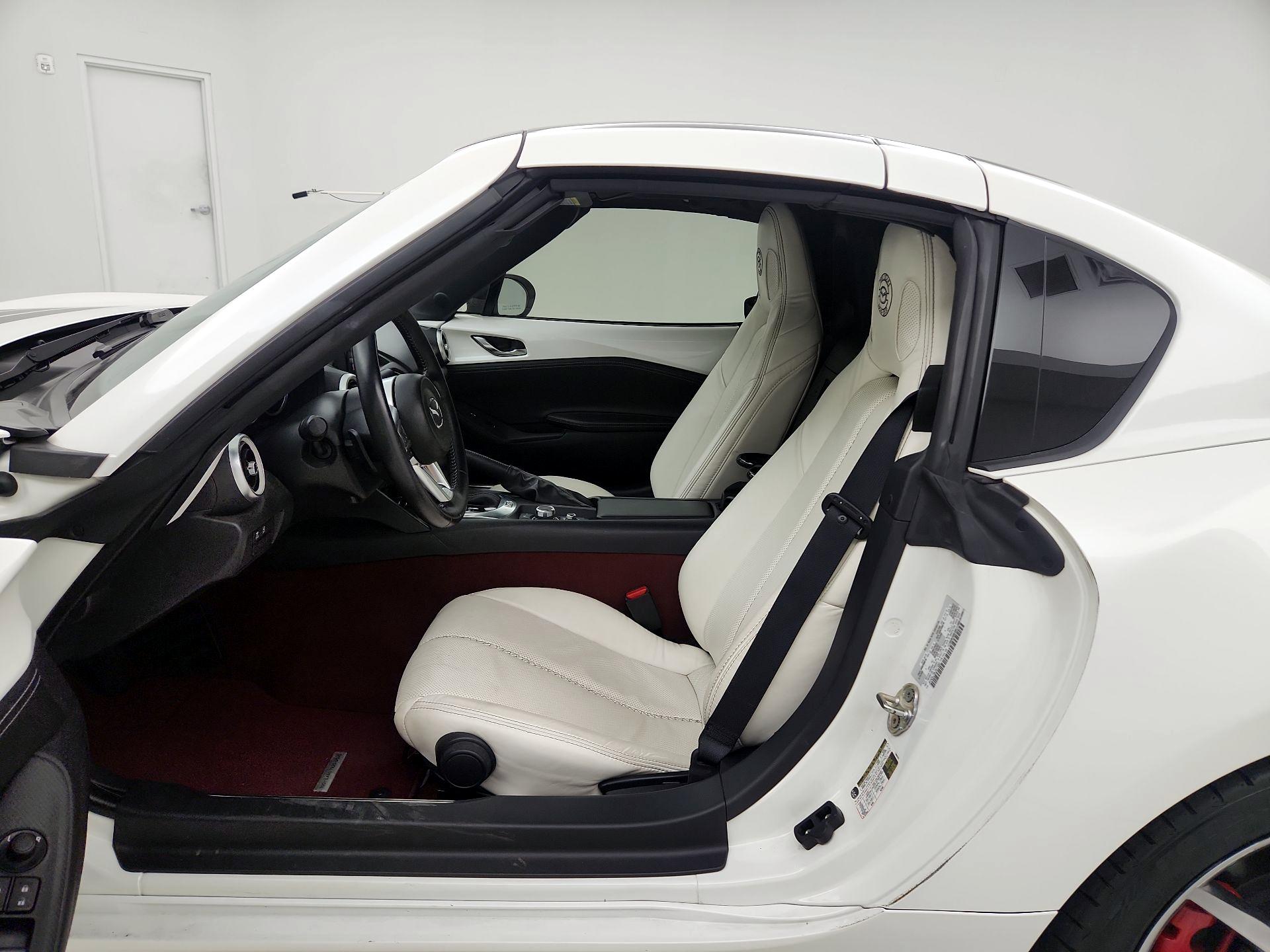Thumbnail: 2020 Mazda MX-5 Miata - 9
