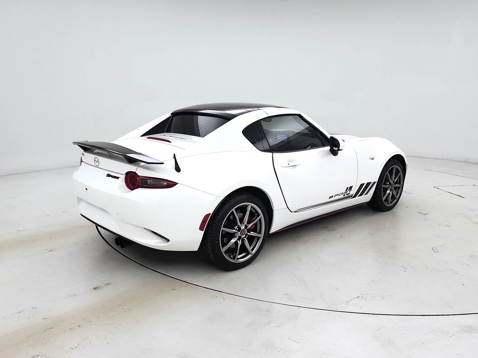 Thumbnail: 2020 Mazda MX-5 Miata - 5