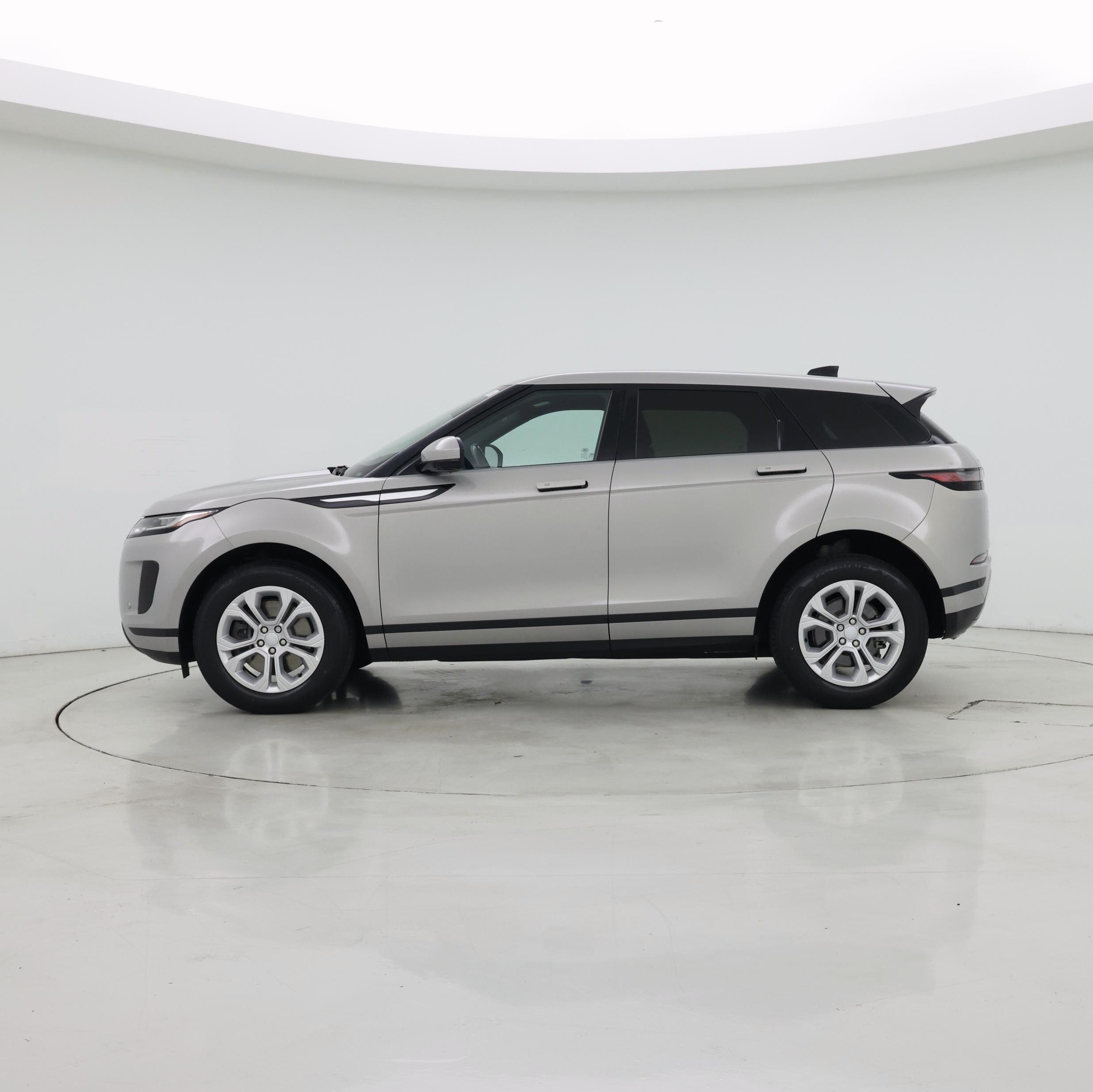 Thumbnail: 2022 Land Rover Range Rover Evoque - 3