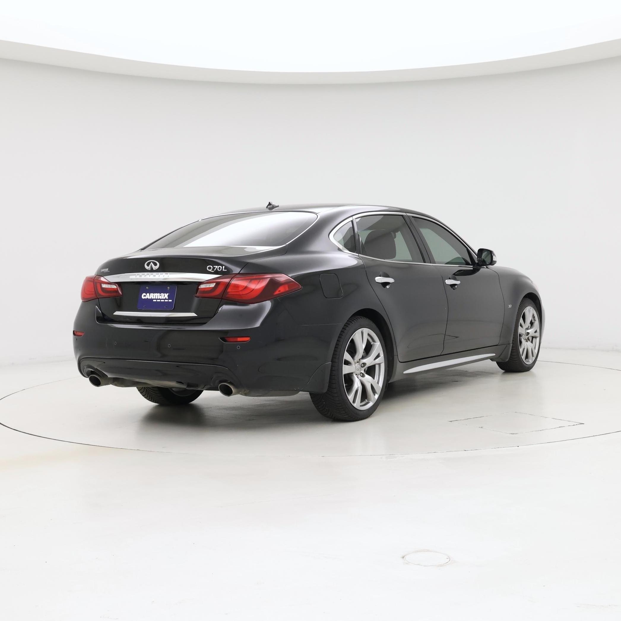 Thumbnail: 2016 INFINITI Q70 - 8