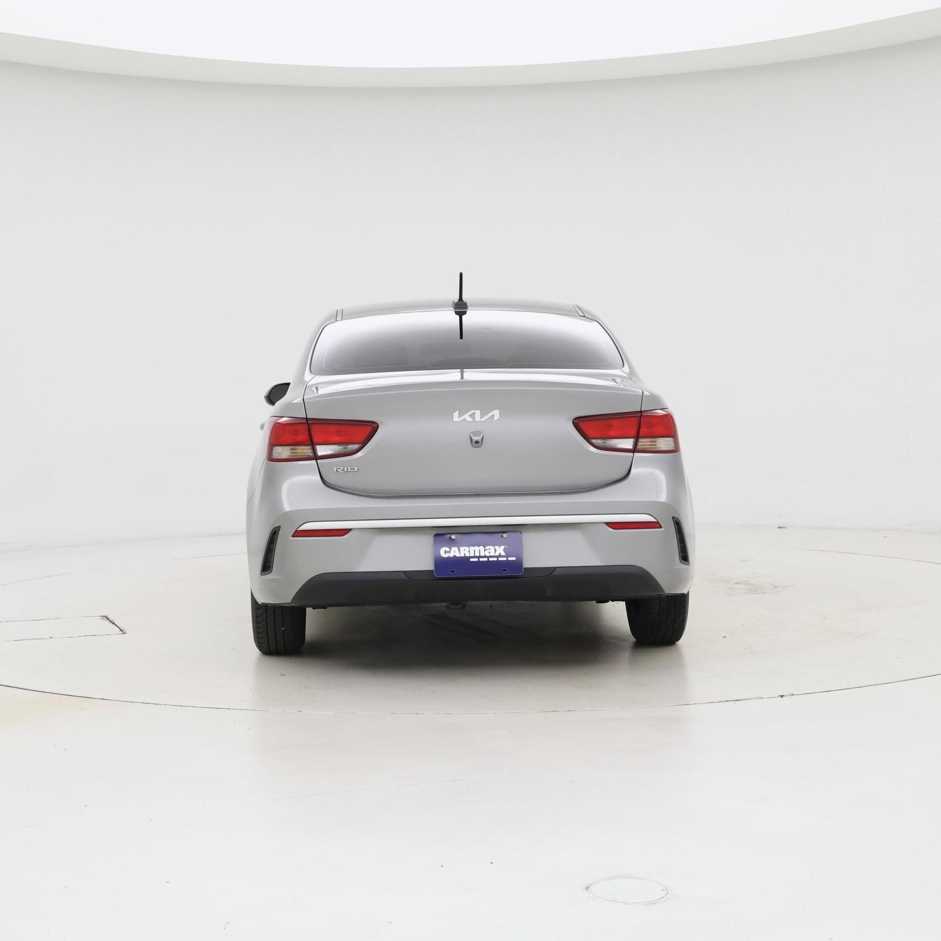 Thumbnail: 2022 Kia Rio - 6