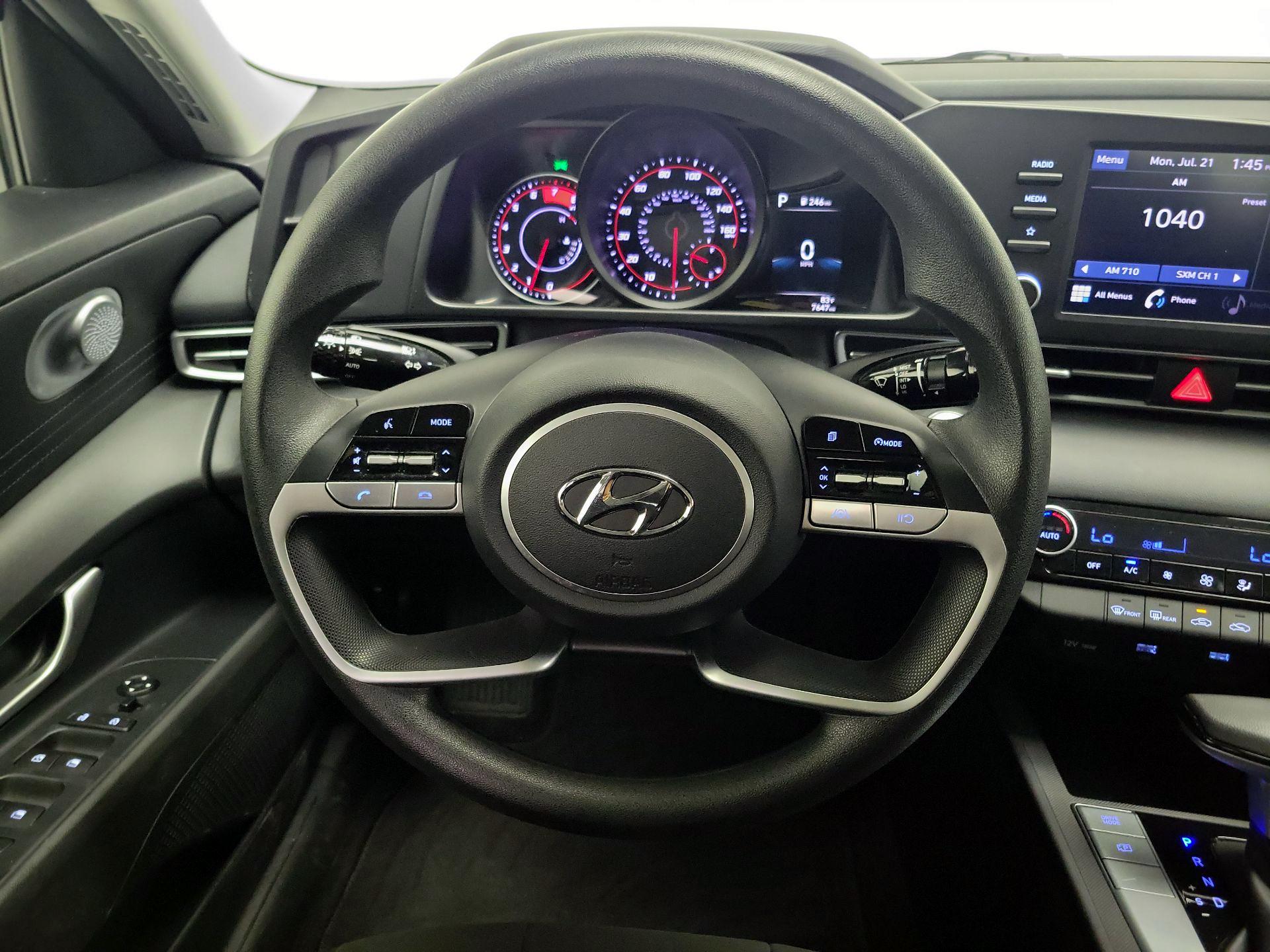 Thumbnail: 2023 Hyundai Elantra - 10