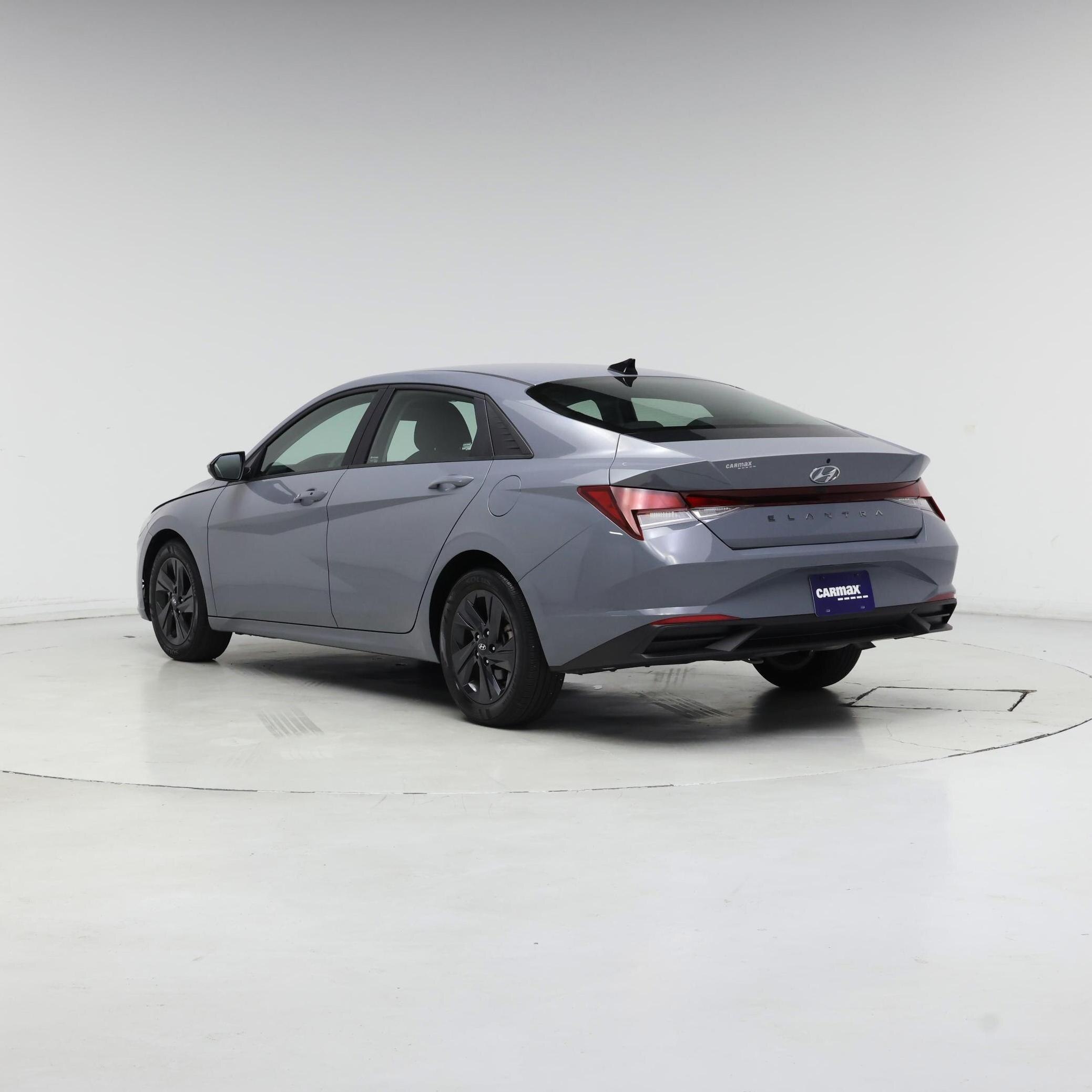 Thumbnail: 2023 Hyundai Elantra - 2
