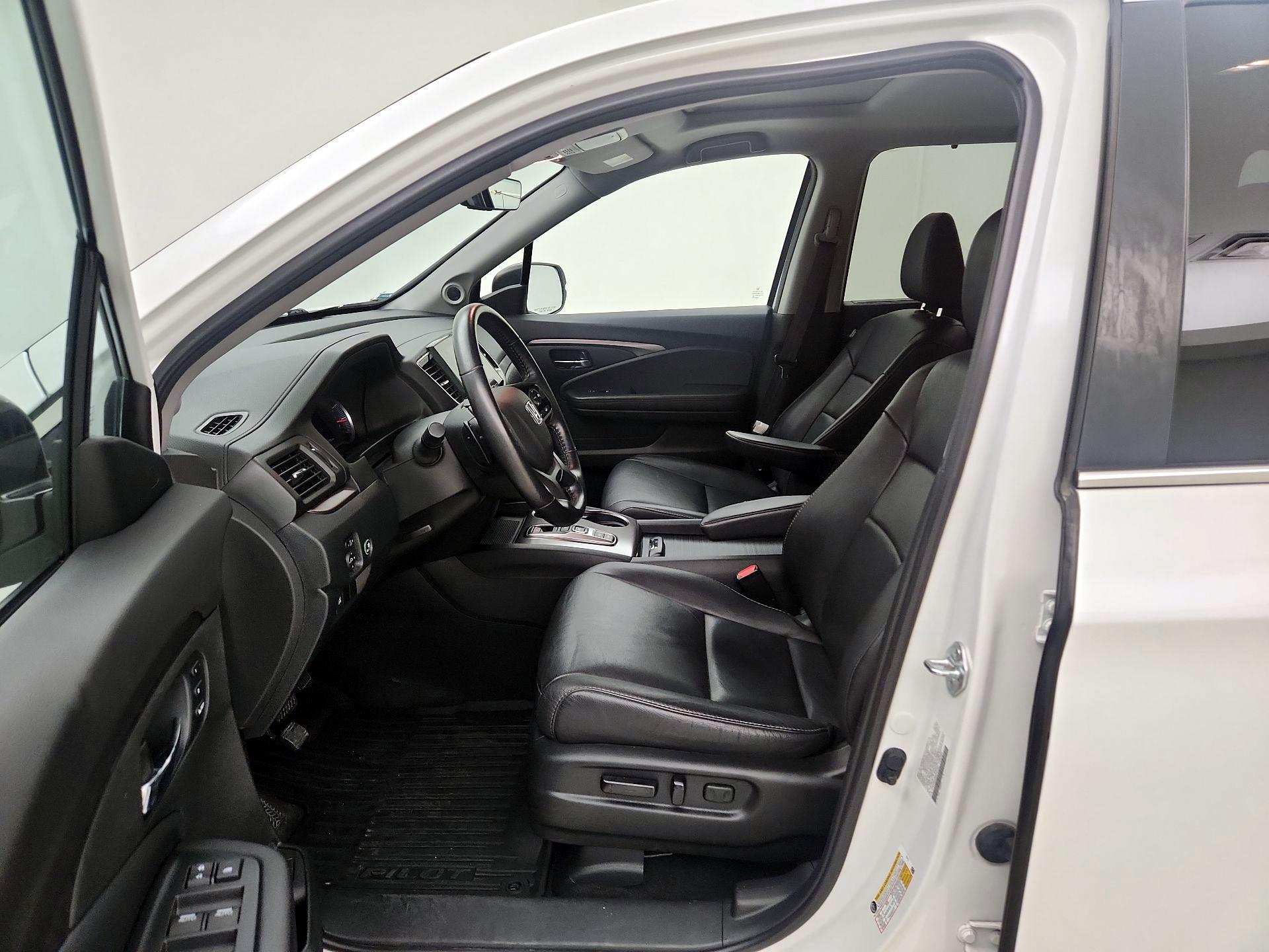 Thumbnail: 2022 Honda Pilot - 11