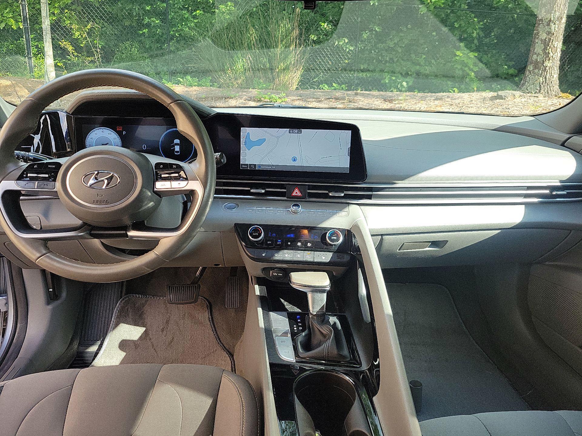 Thumbnail: 2023 Hyundai Elantra - 8