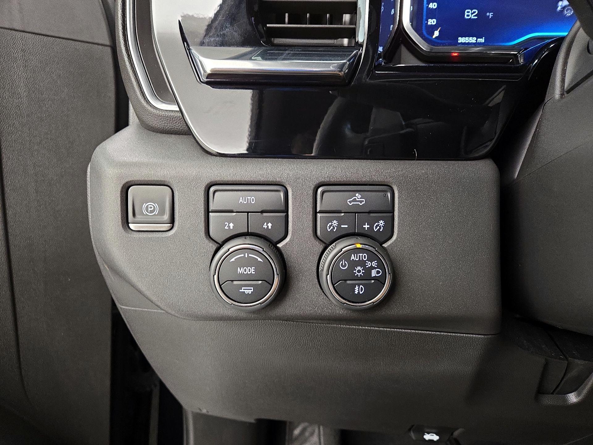 Thumbnail: 2024 Chevrolet Silverado 1500 - 13
