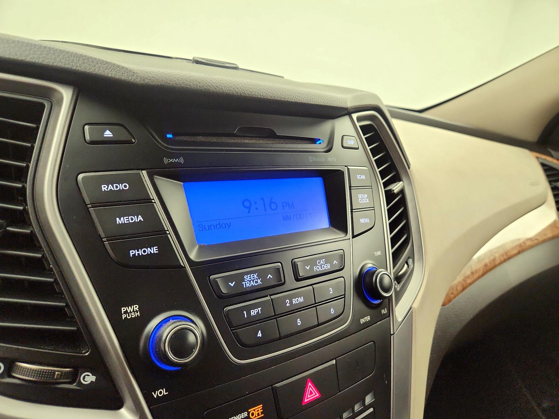 Thumbnail: 2013 Hyundai Santa Fe - 14