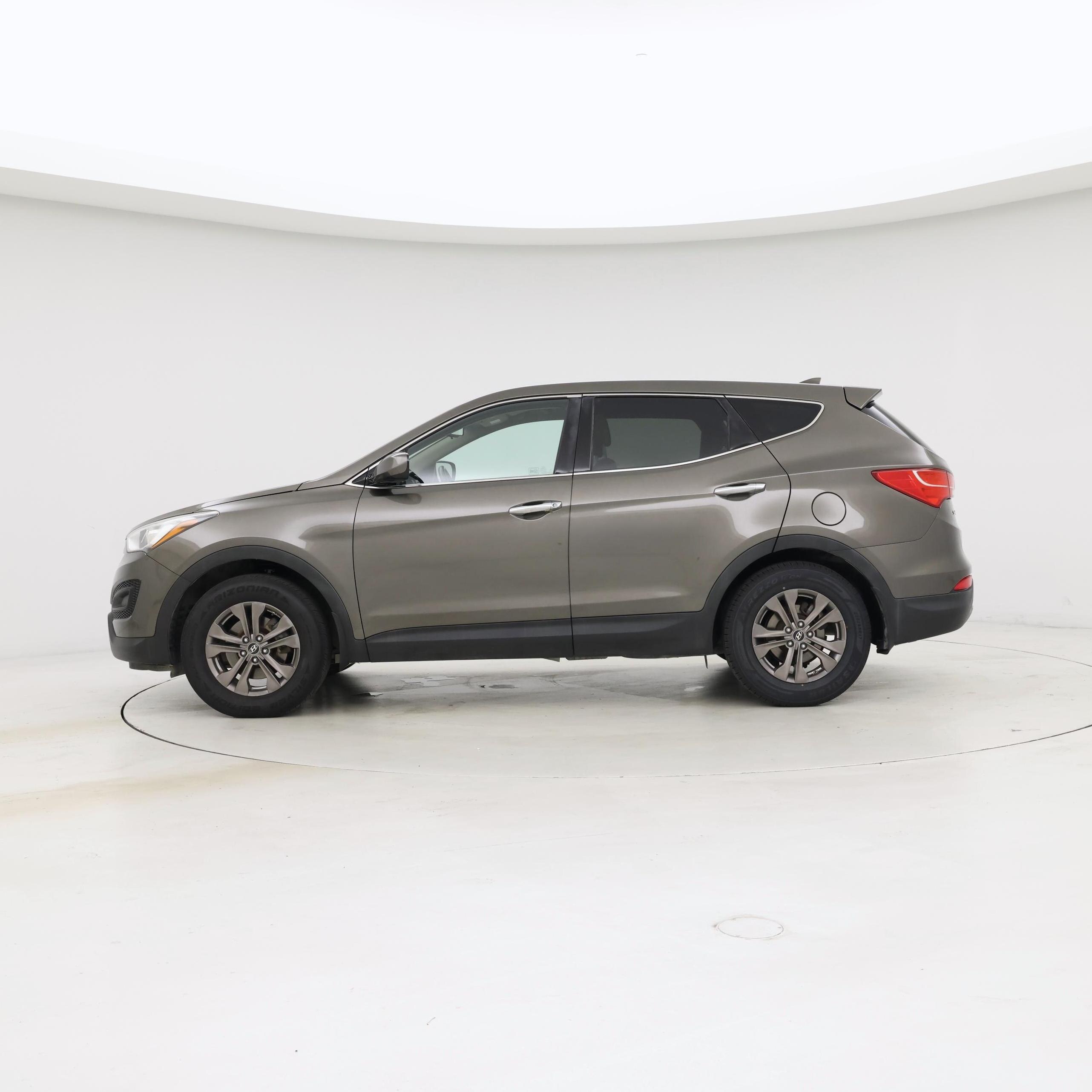Thumbnail: 2013 Hyundai Santa Fe - 3
