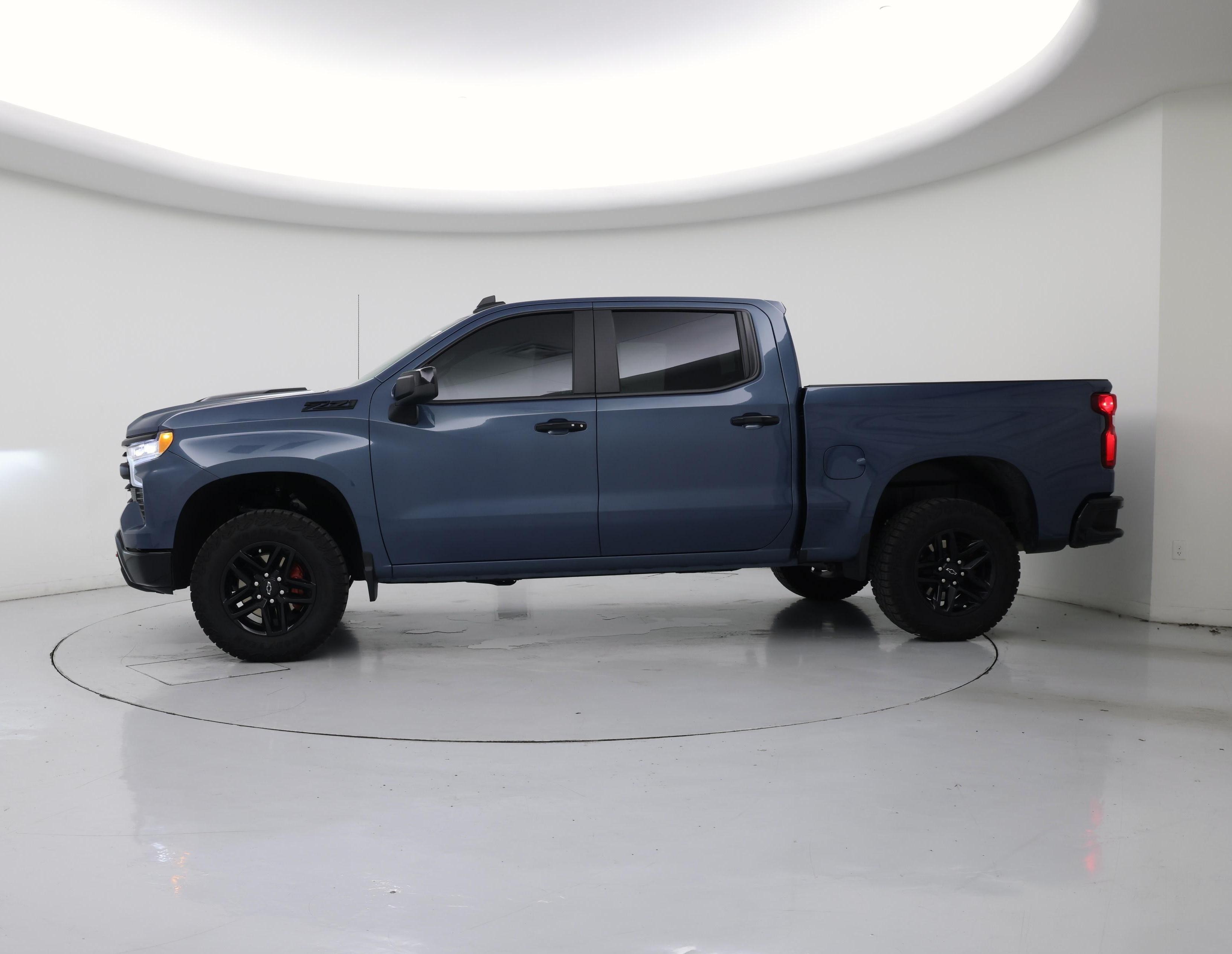 Thumbnail: 2024 Chevrolet Silverado 1500 - 3