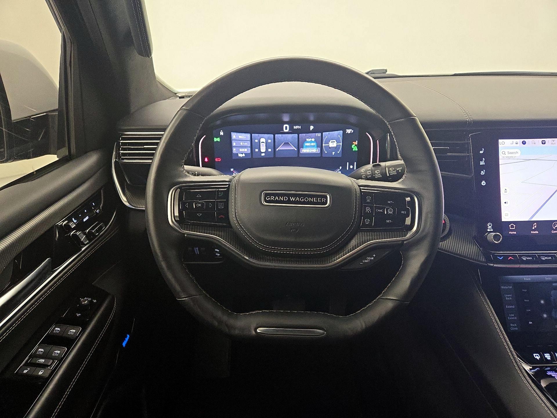 Thumbnail: 2022 Jeep Grand Wagoneer - 10