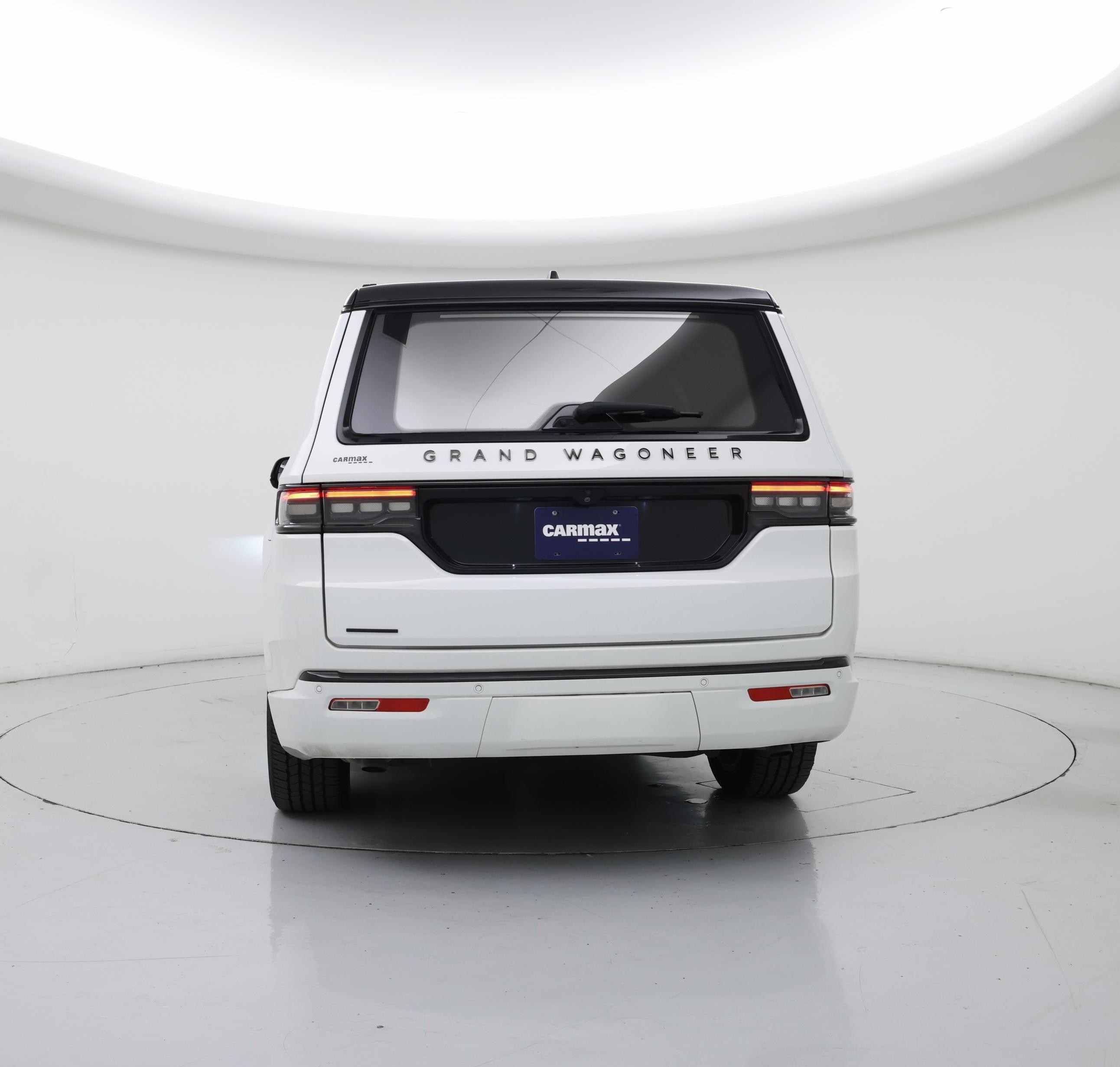 Thumbnail: 2022 Jeep Grand Wagoneer - 6