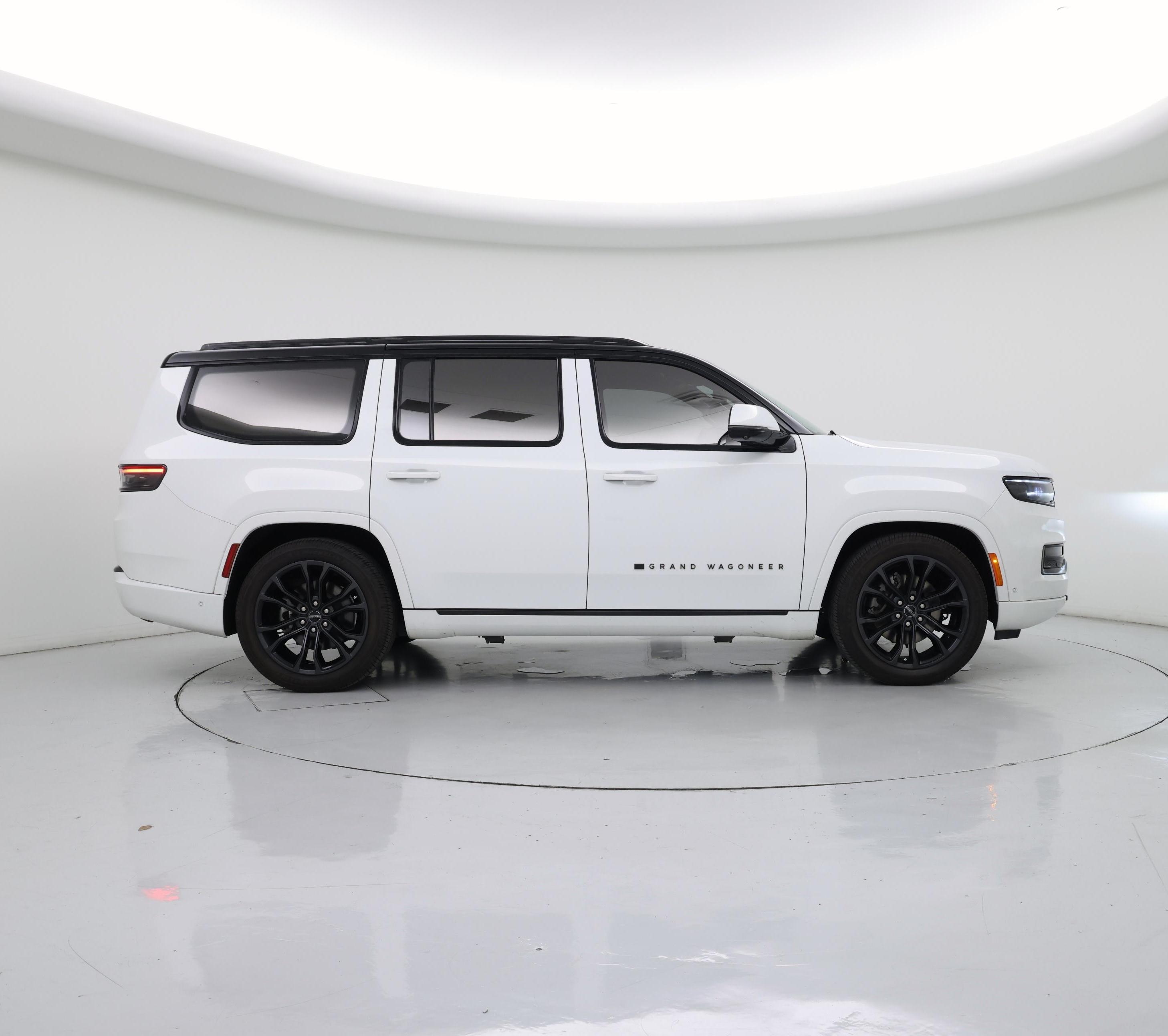 Thumbnail: 2022 Jeep Grand Wagoneer - 7