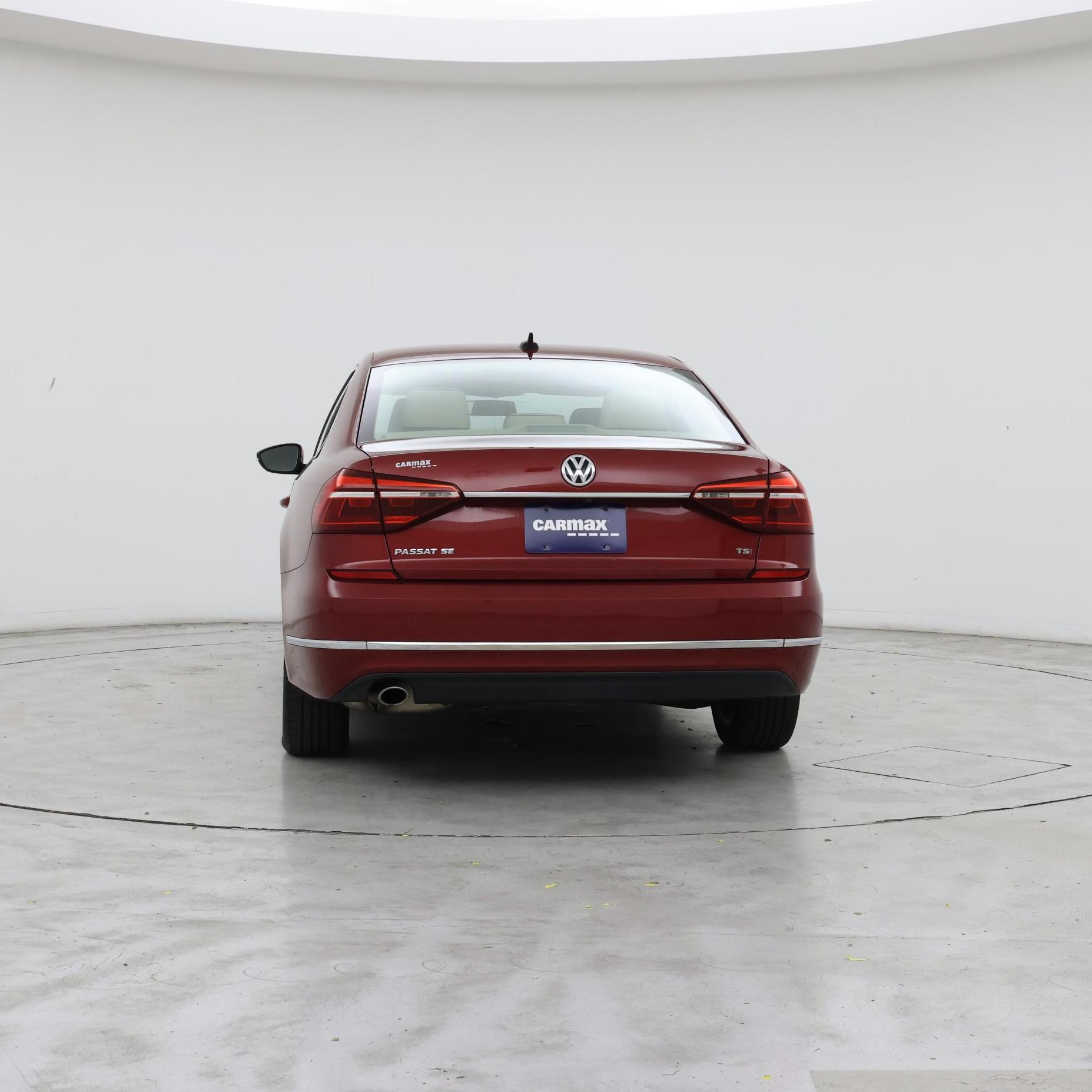 Thumbnail: 2018 Volkswagen Passat - 6