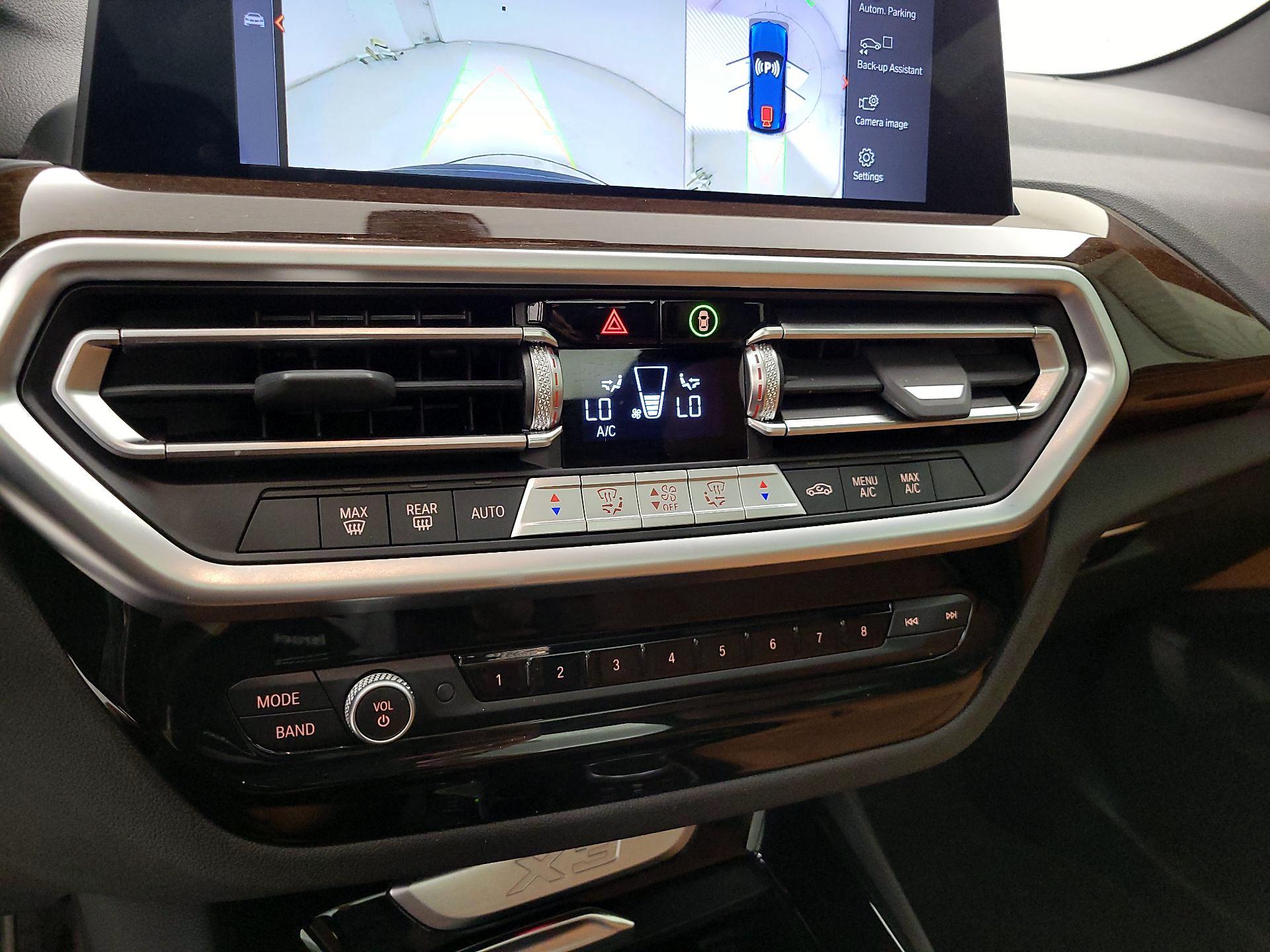 Thumbnail: 2024 BMW X3 - 17