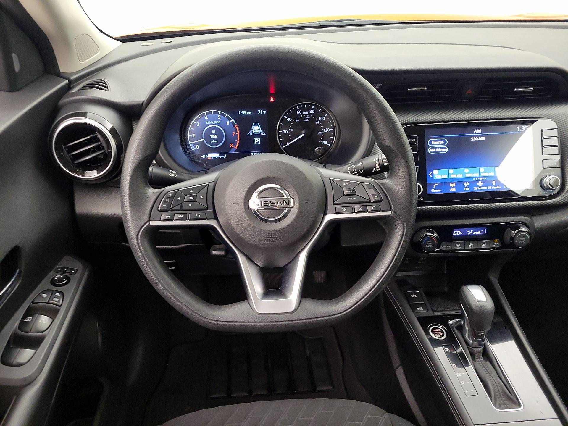 Thumbnail: 2021 Nissan Kicks - 10