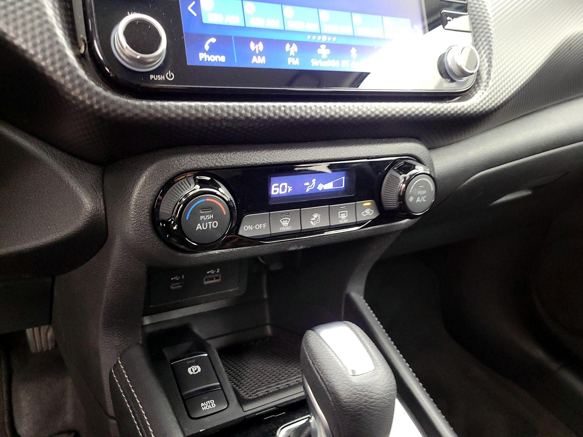 Thumbnail: 2021 Nissan Kicks - 15
