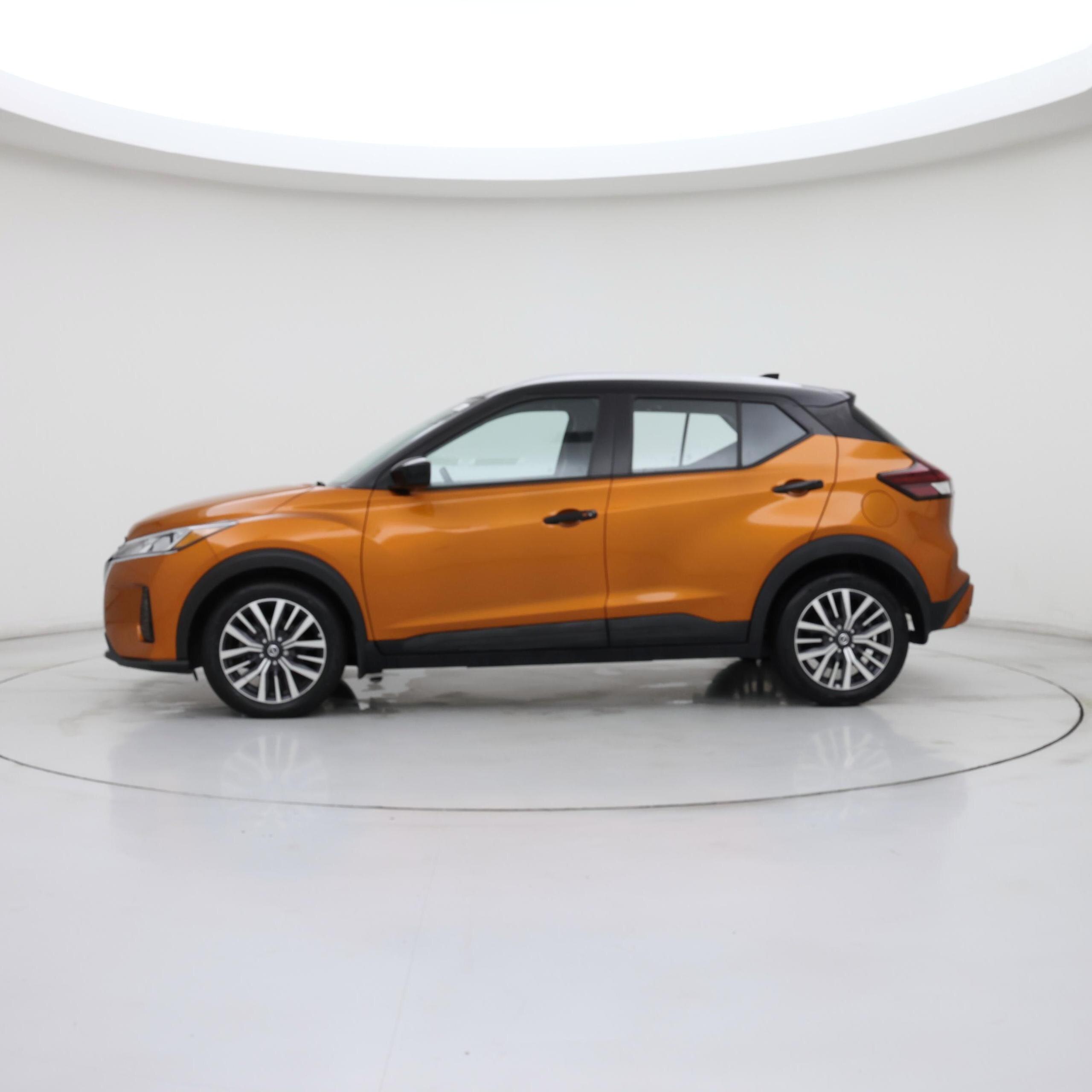 Thumbnail: 2021 Nissan Kicks - 3