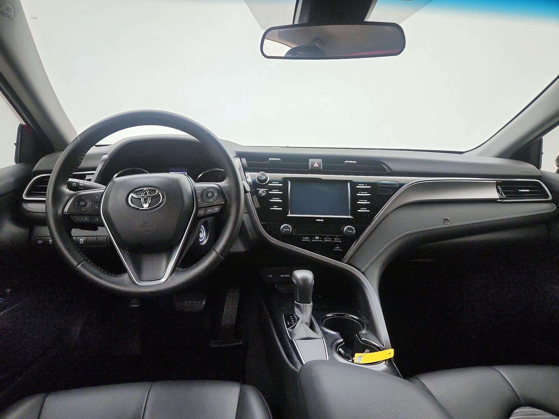 Thumbnail: 2020 Toyota Camry - 9