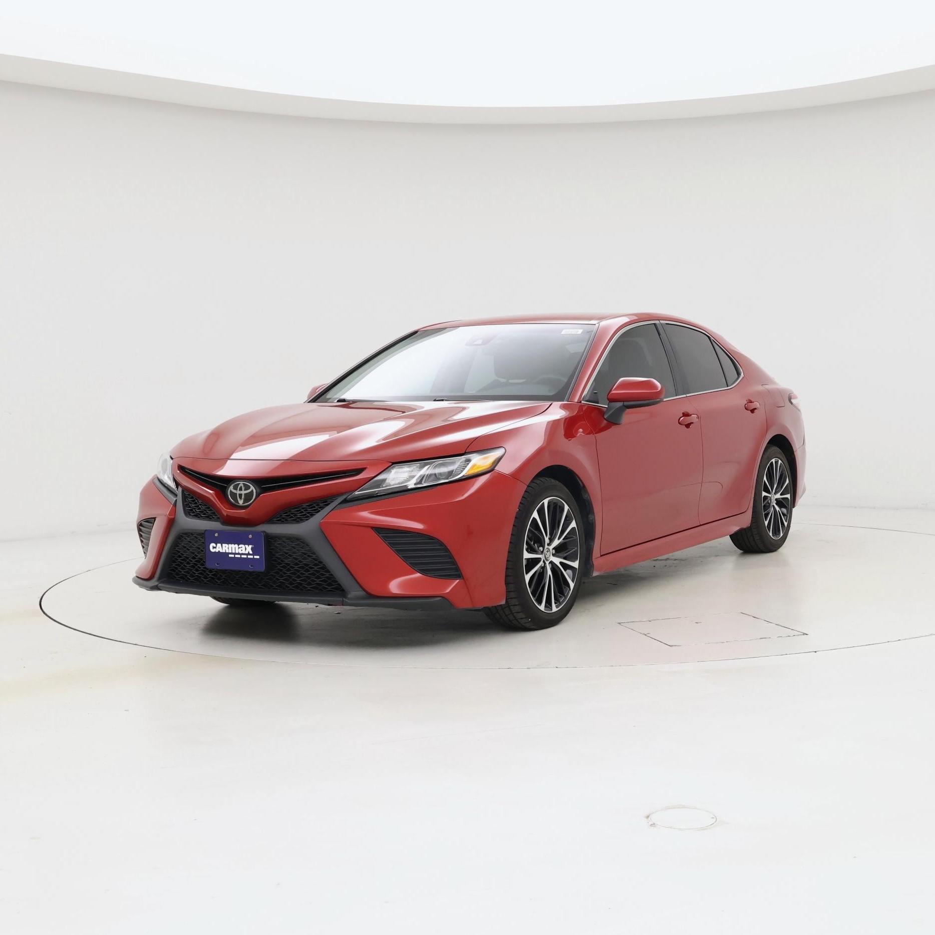 Thumbnail: 2020 Toyota Camry - 4