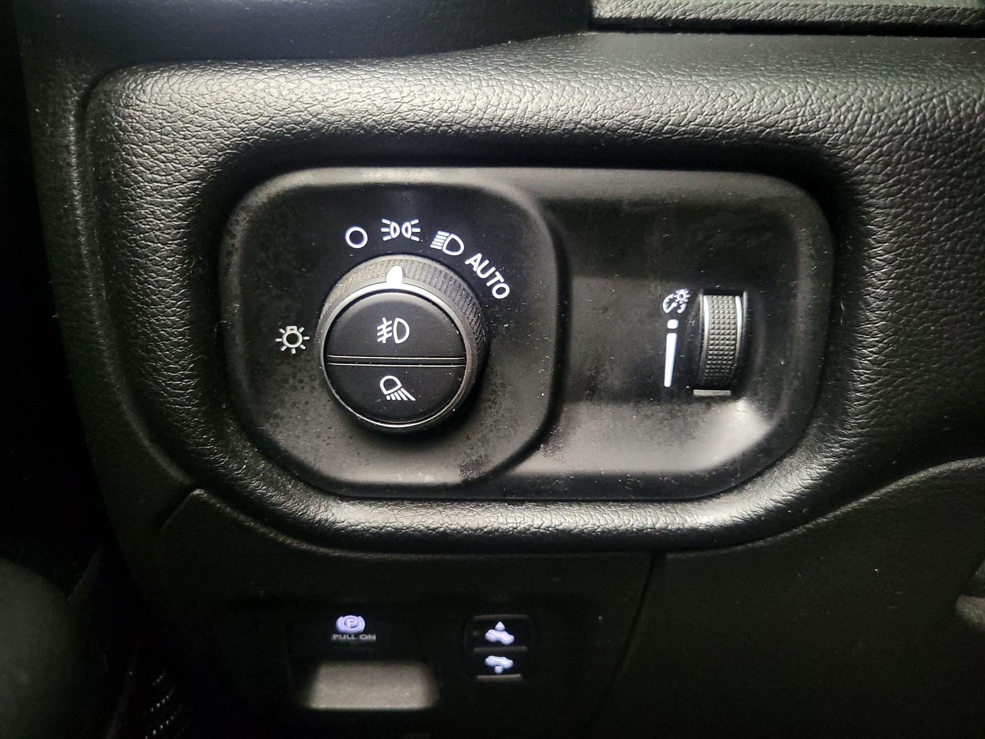 Thumbnail: 2020 RAM 1500 - 13