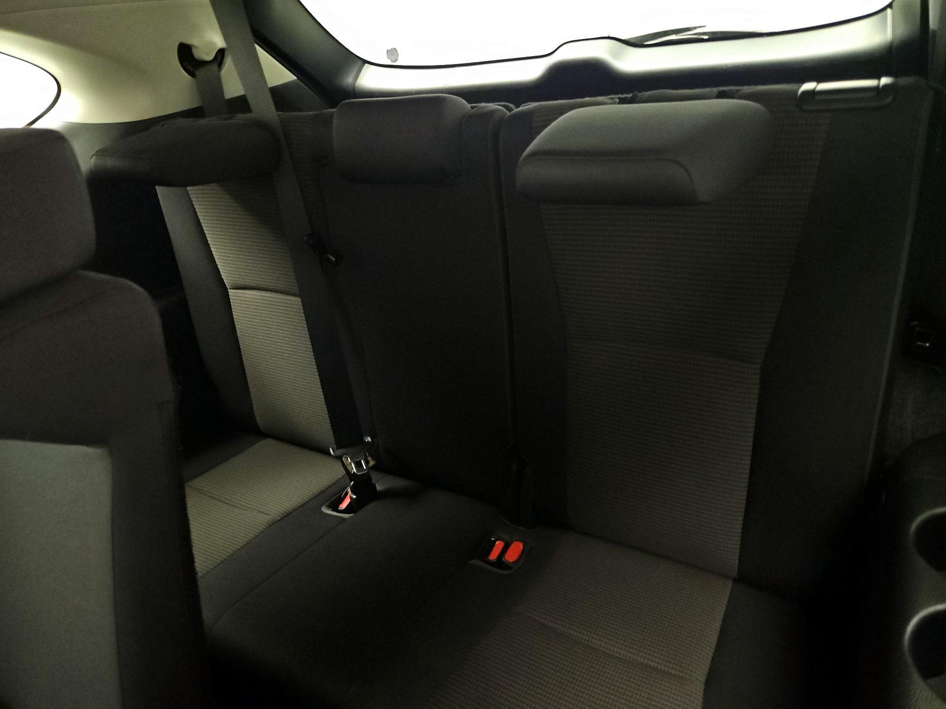 Thumbnail: 2023 Toyota Highlander - 20