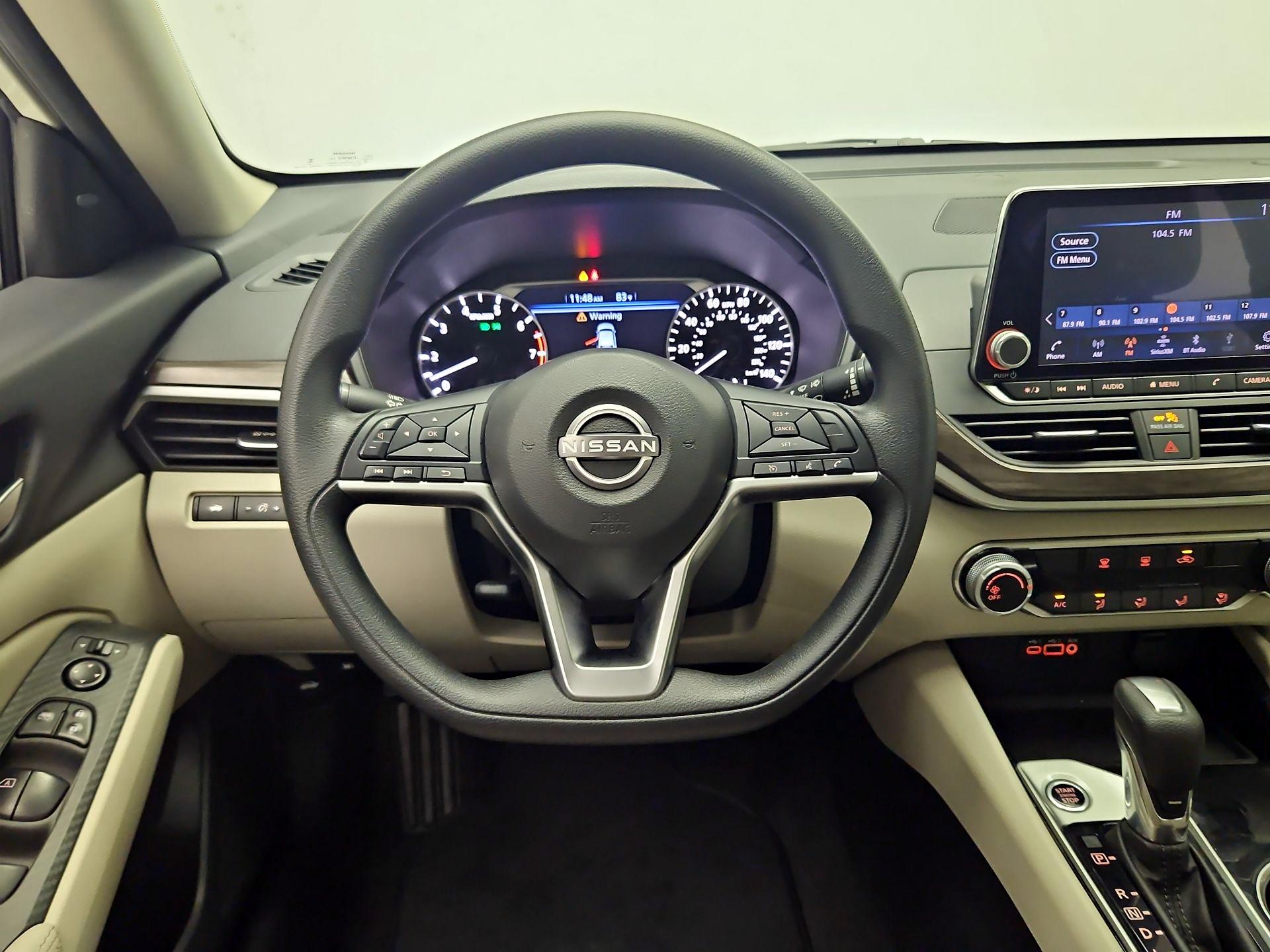 Thumbnail: 2024 Nissan Altima - 10