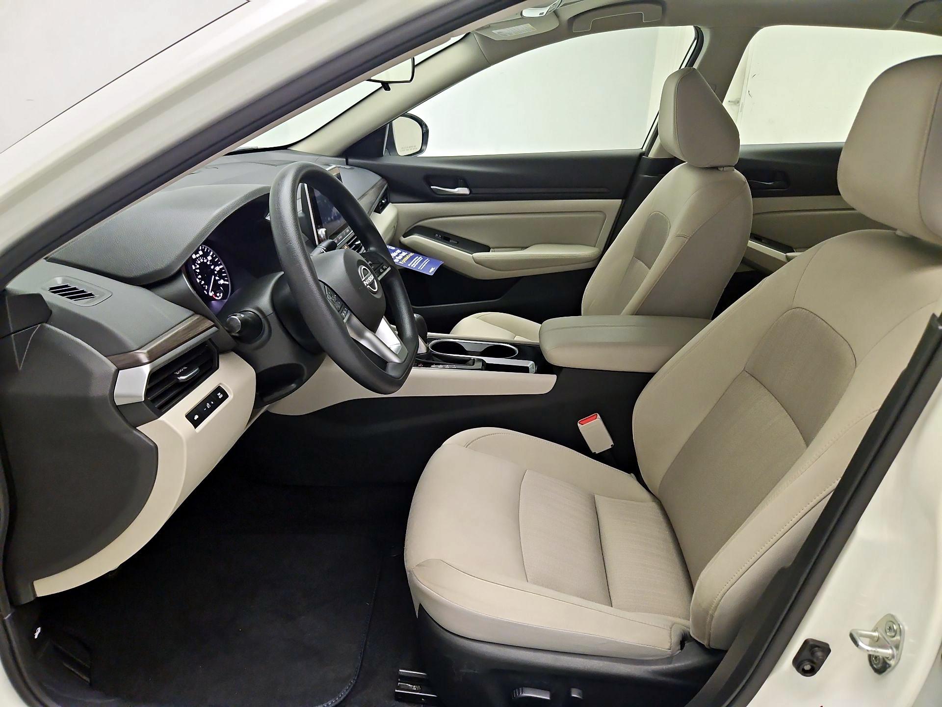 Thumbnail: 2024 Nissan Altima - 11