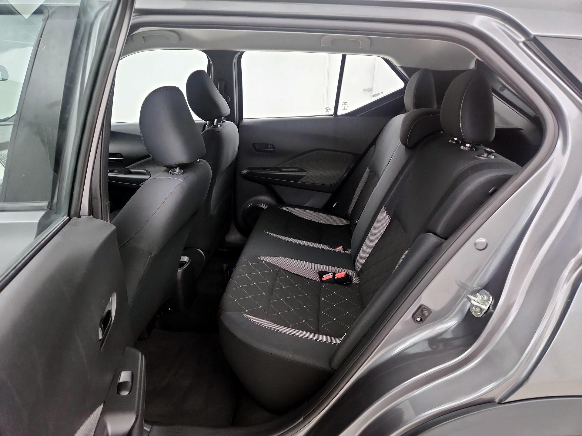 Thumbnail: 2020 Nissan Kicks - 19