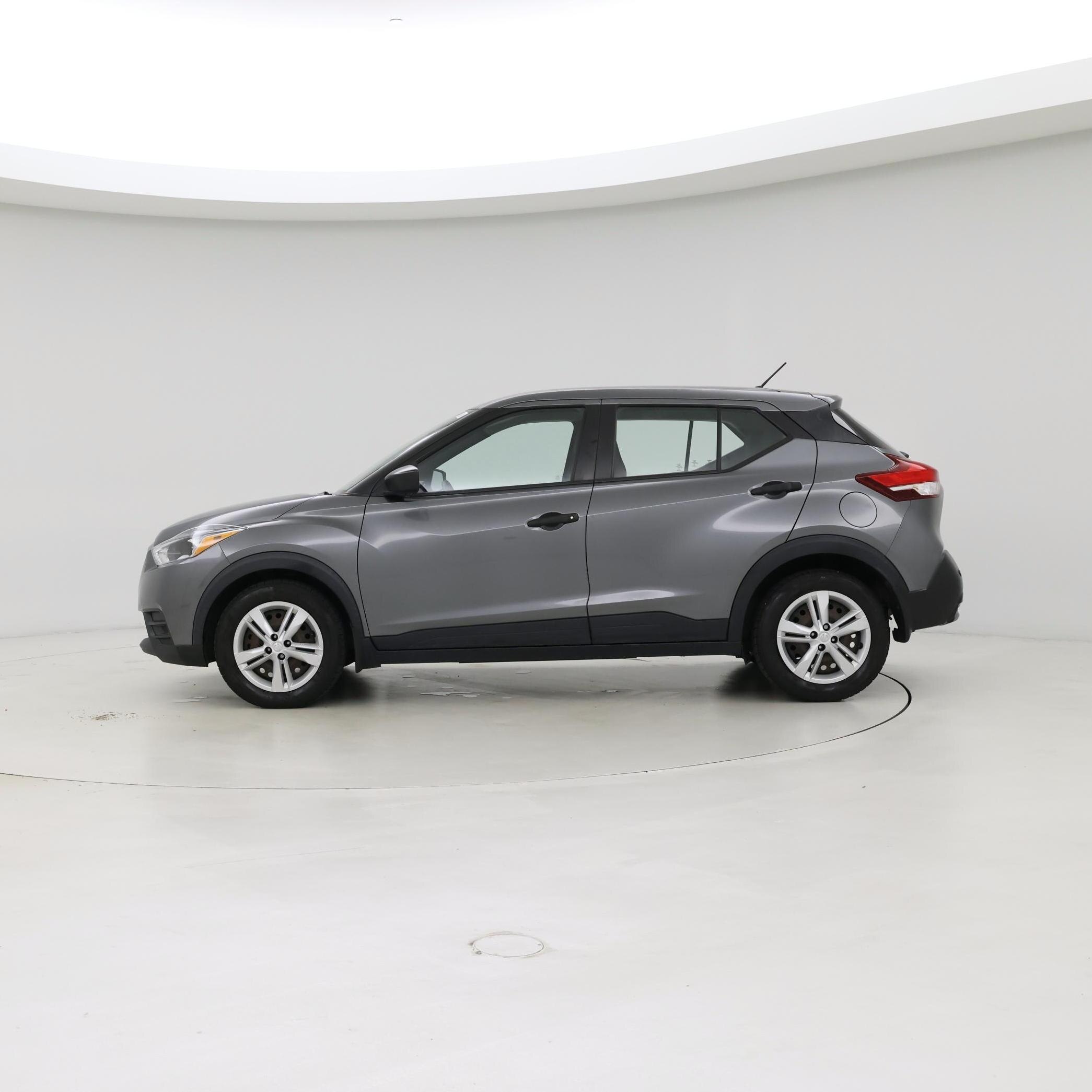 Thumbnail: 2020 Nissan Kicks - 3