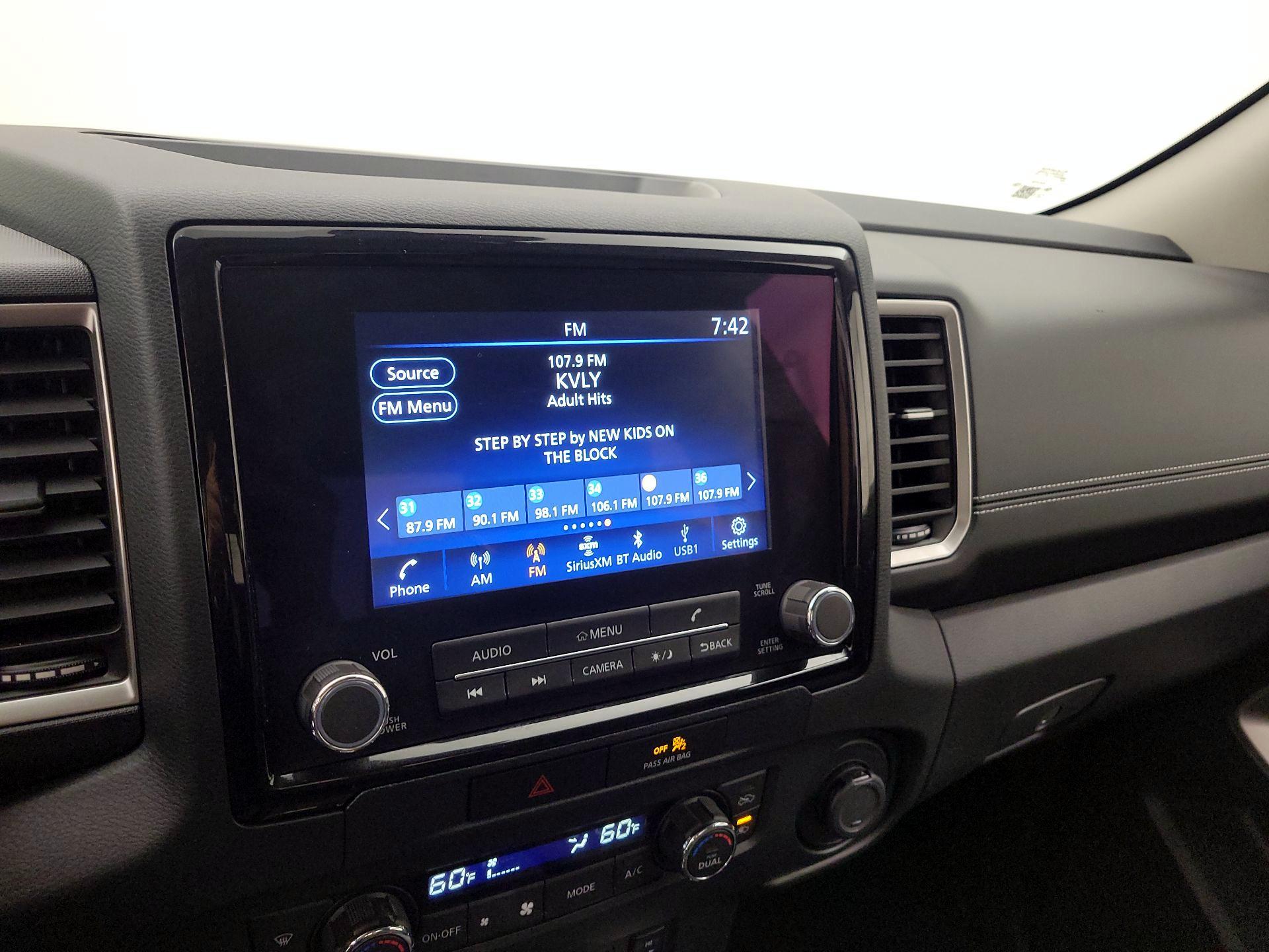 Thumbnail: 2022 Nissan Frontier - 15