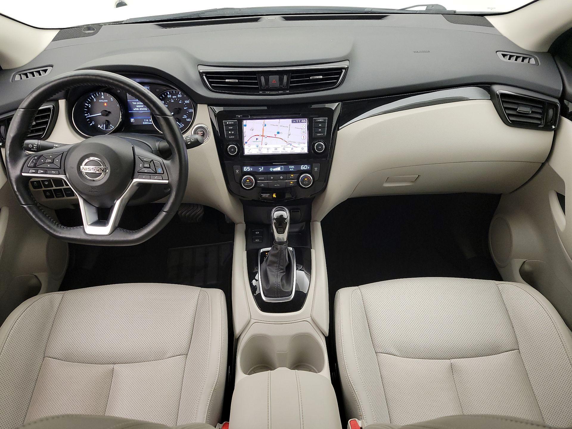 Thumbnail: 2022 Nissan Rogue Sport - 9