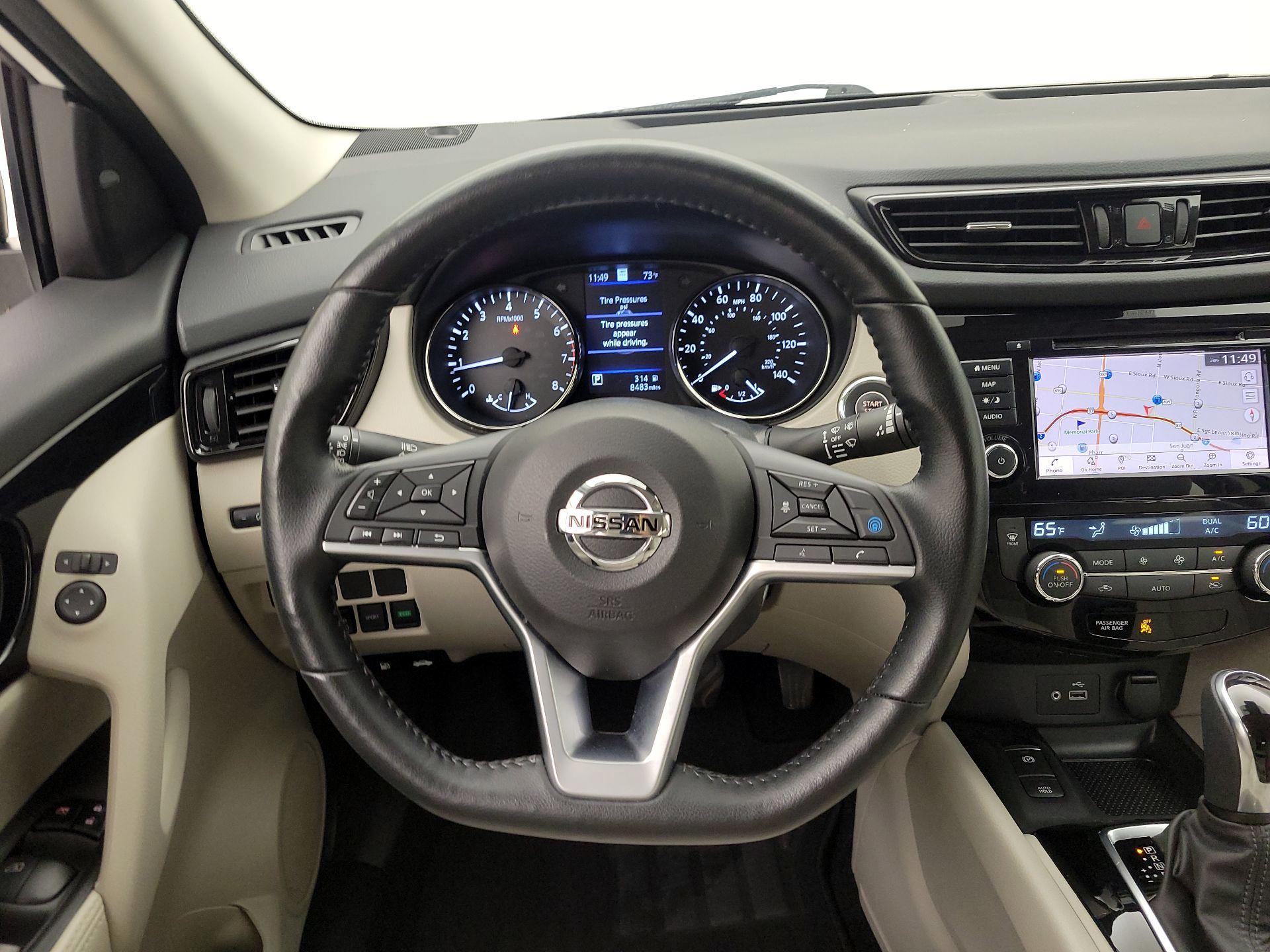 Thumbnail: 2022 Nissan Rogue Sport - 10