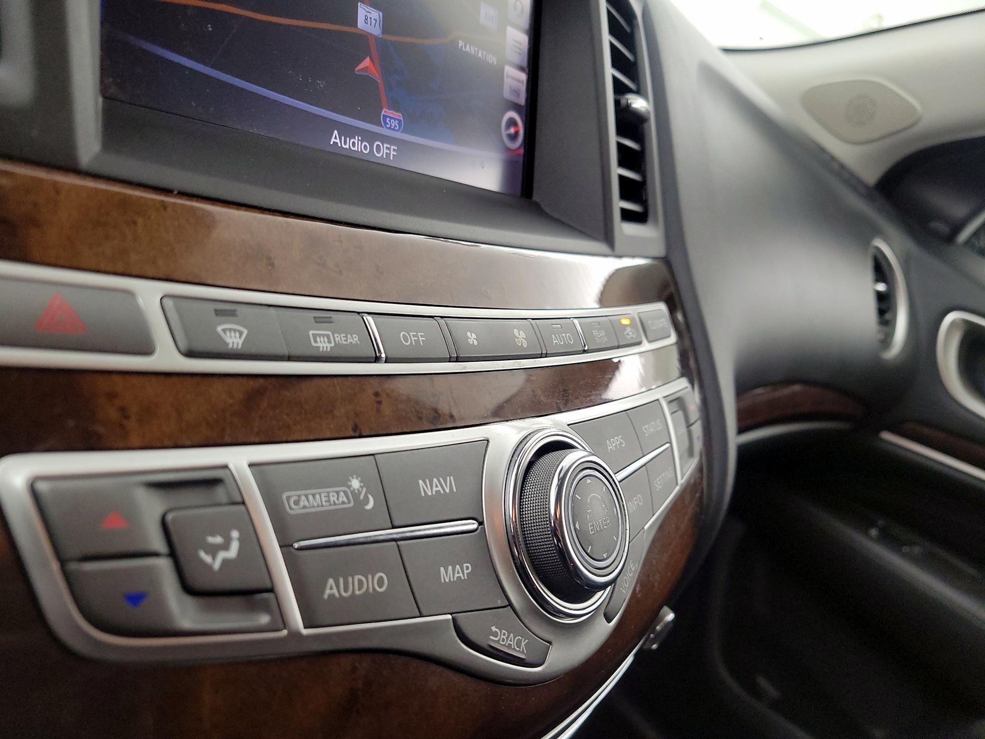 Thumbnail: 2017 INFINITI QX60 - 17