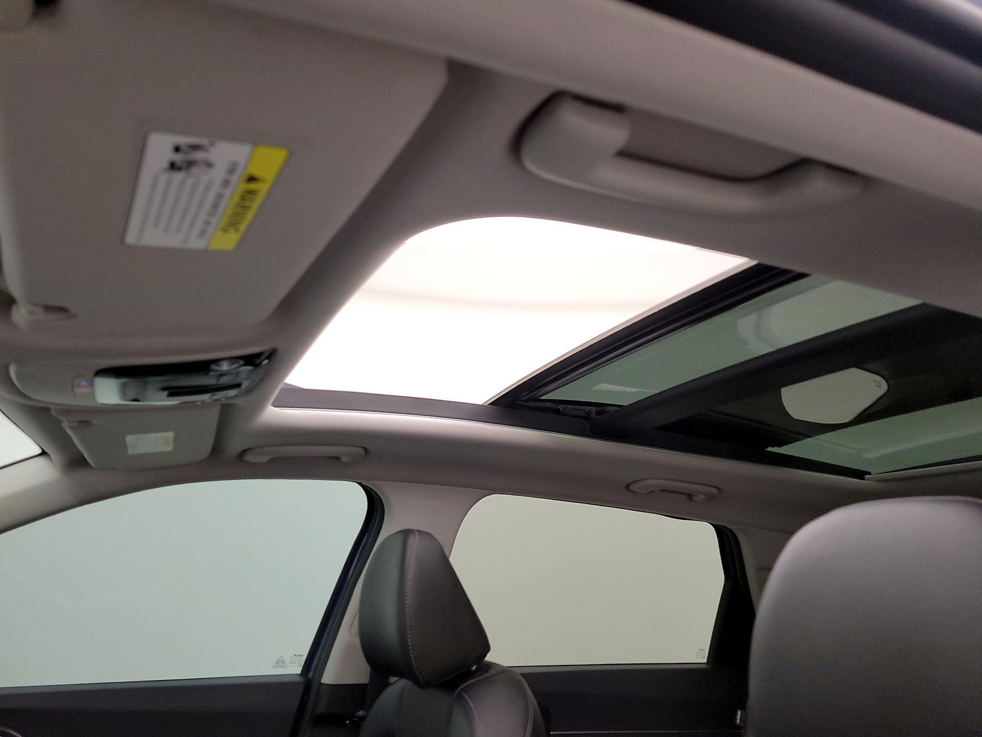 Thumbnail: 2024 Kia Sorento - 20