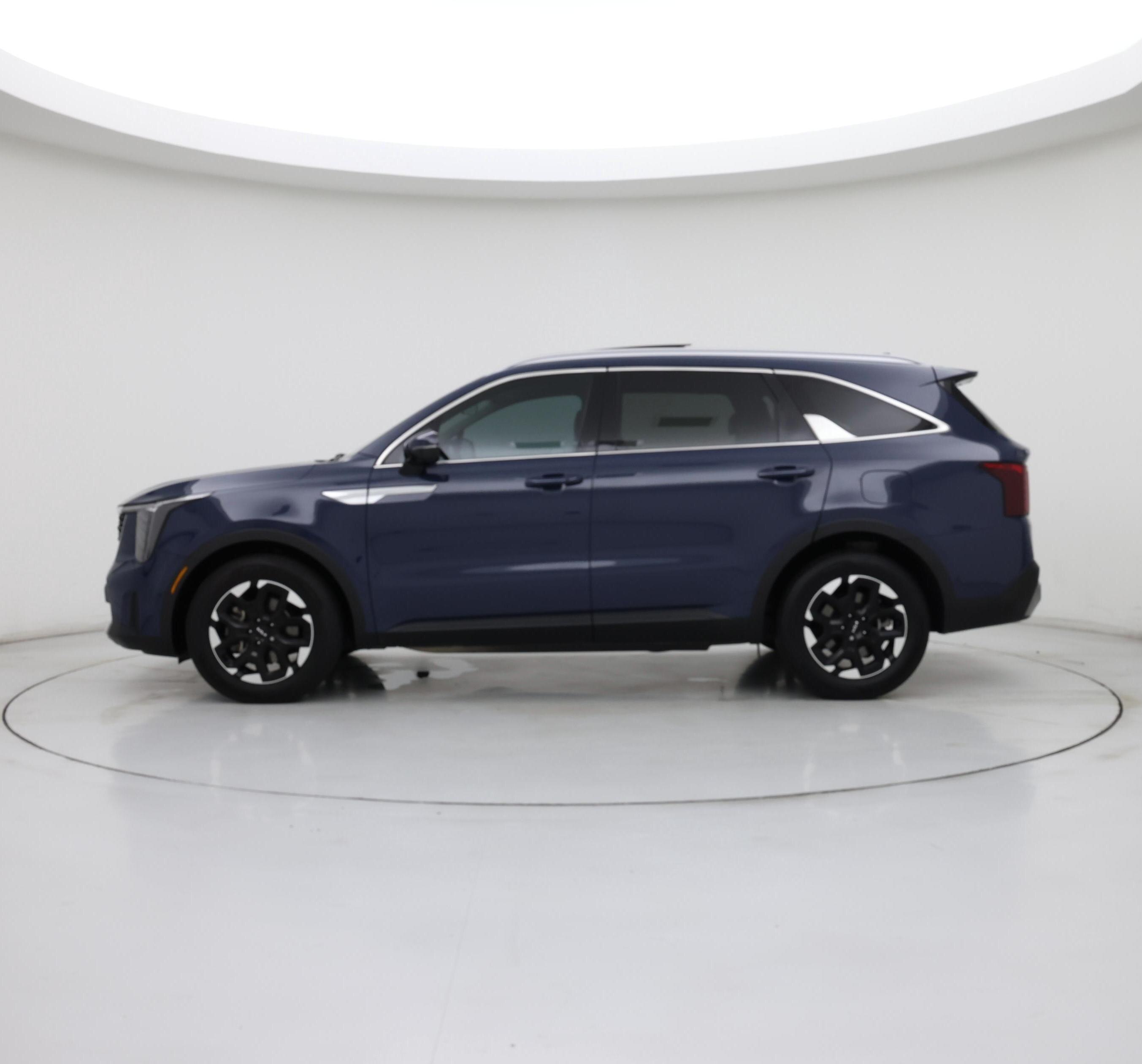 Thumbnail: 2024 Kia Sorento - 3