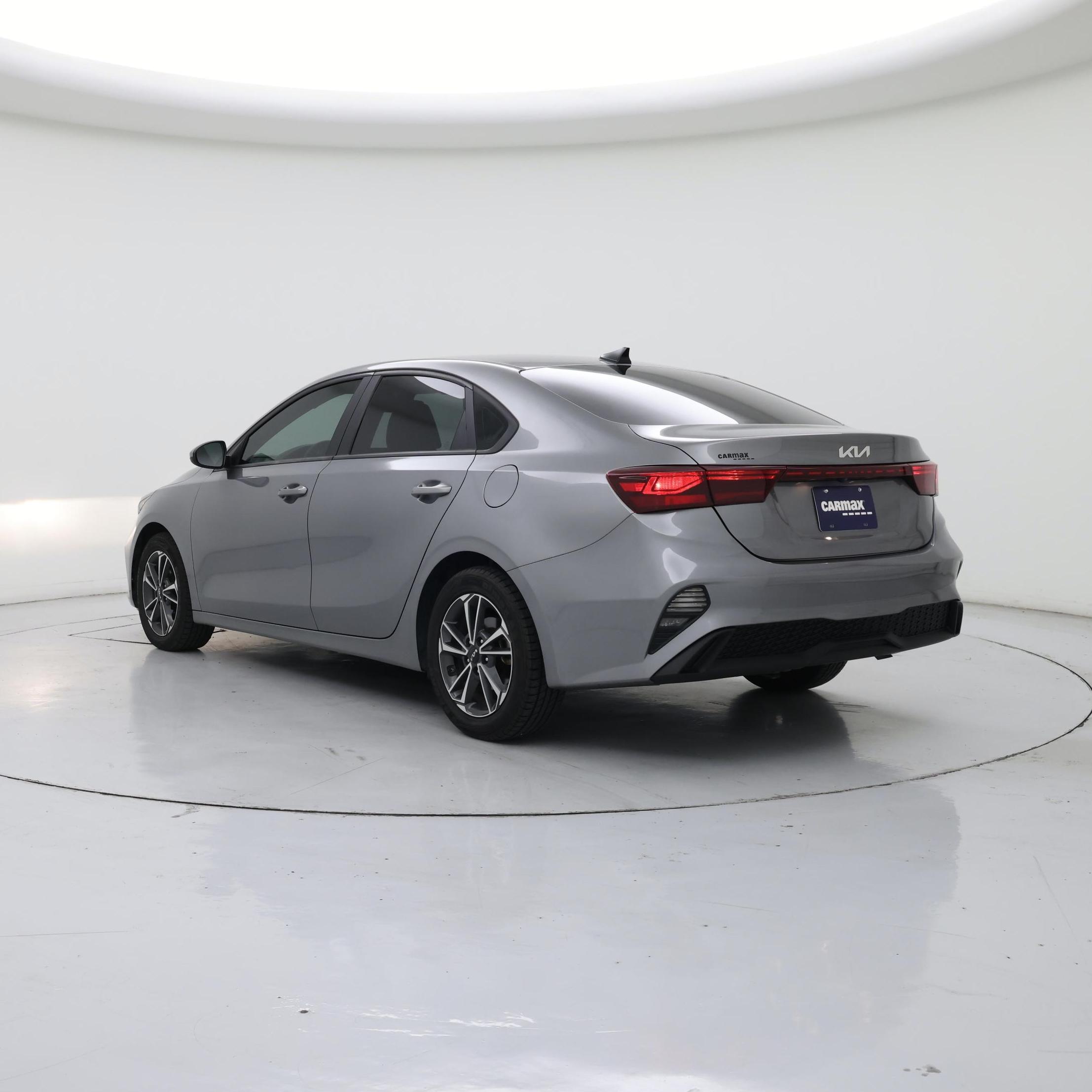 Thumbnail: 2022 Kia Forte - 2