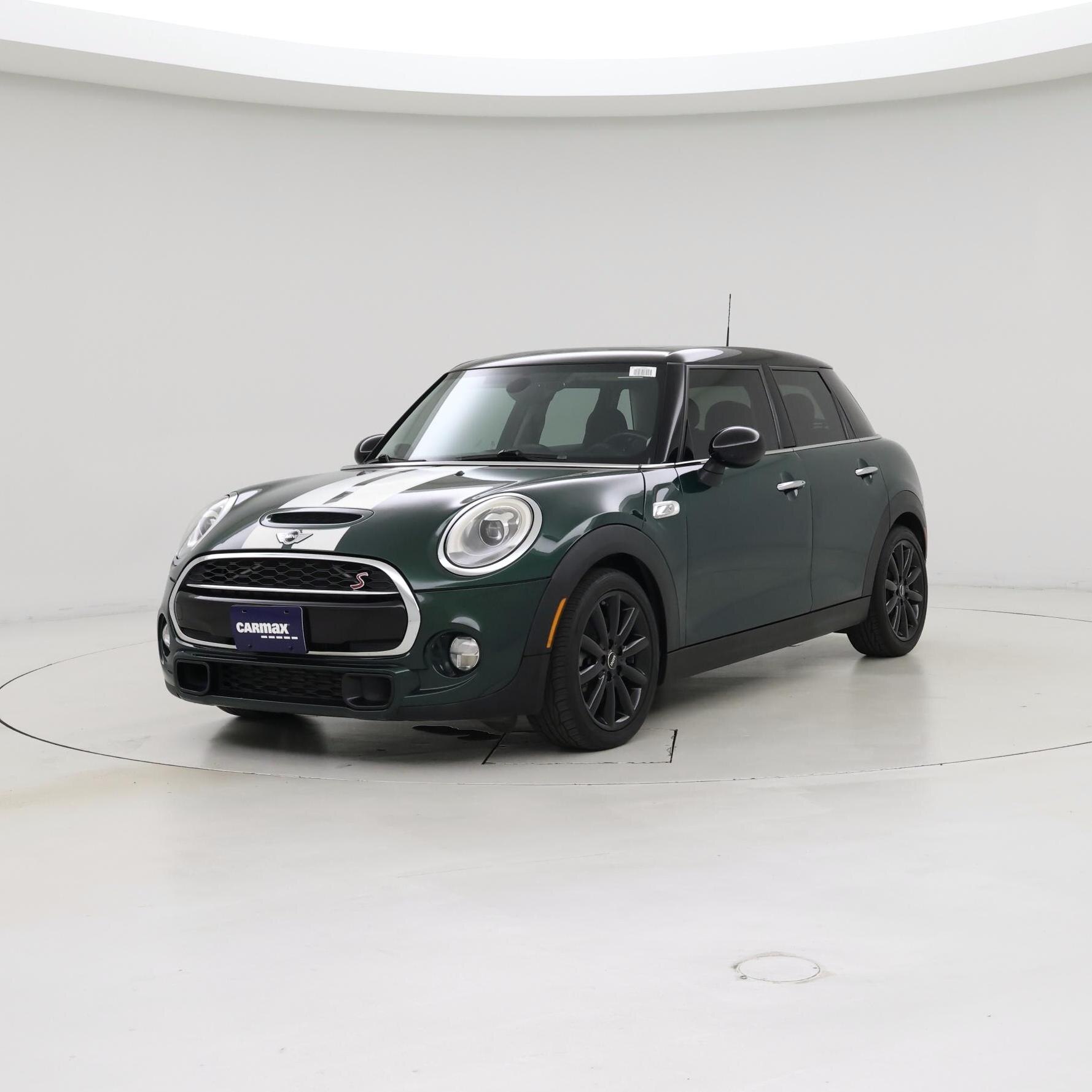 Thumbnail: 2017 MINI Cooper Hardtop - 4