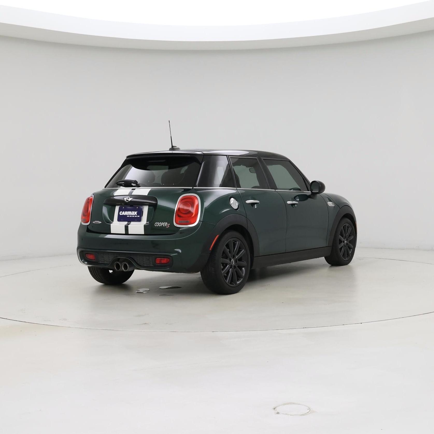 Thumbnail: 2017 MINI Cooper Hardtop - 8