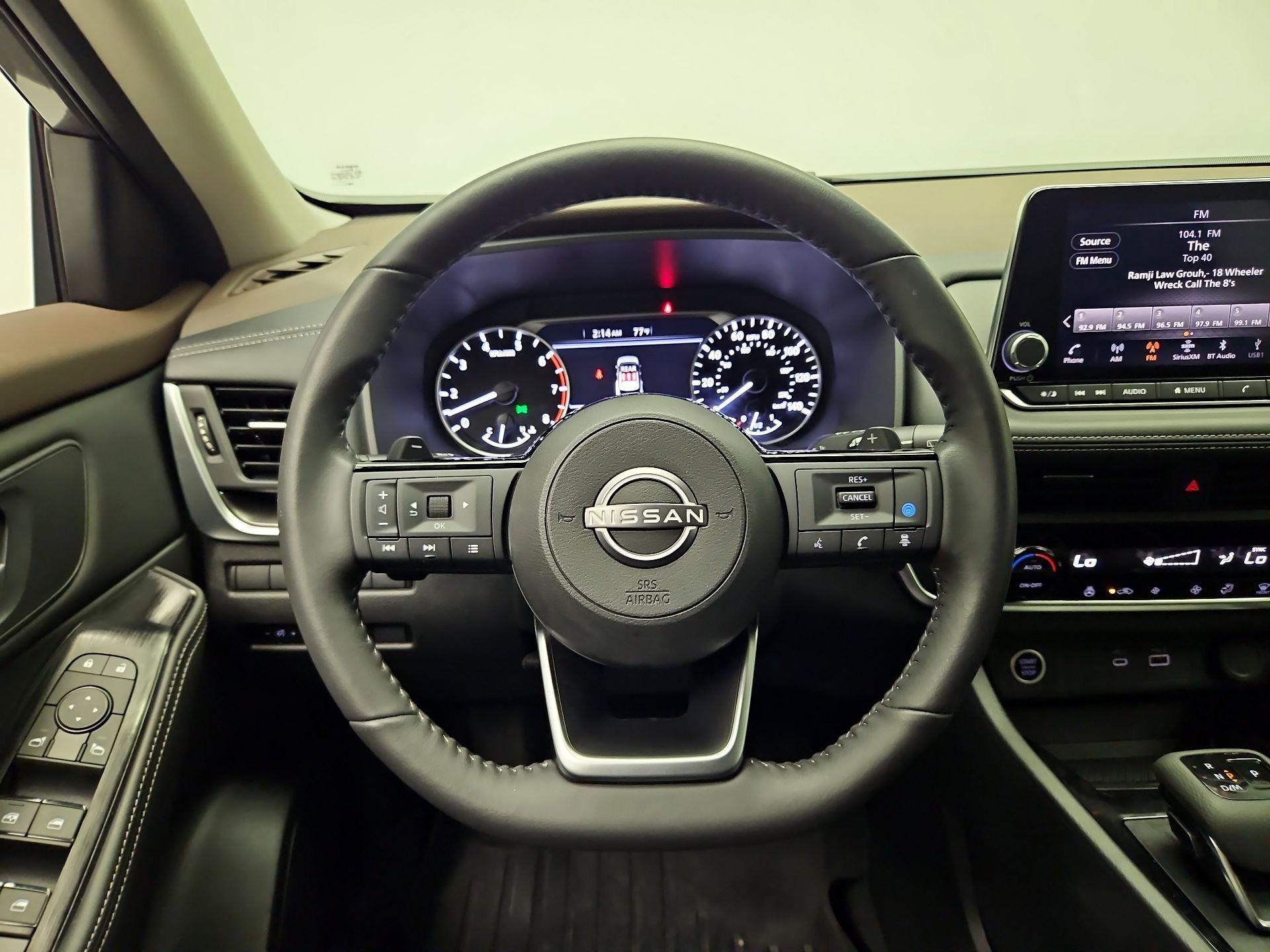 Thumbnail: 2023 Nissan Rogue - 10