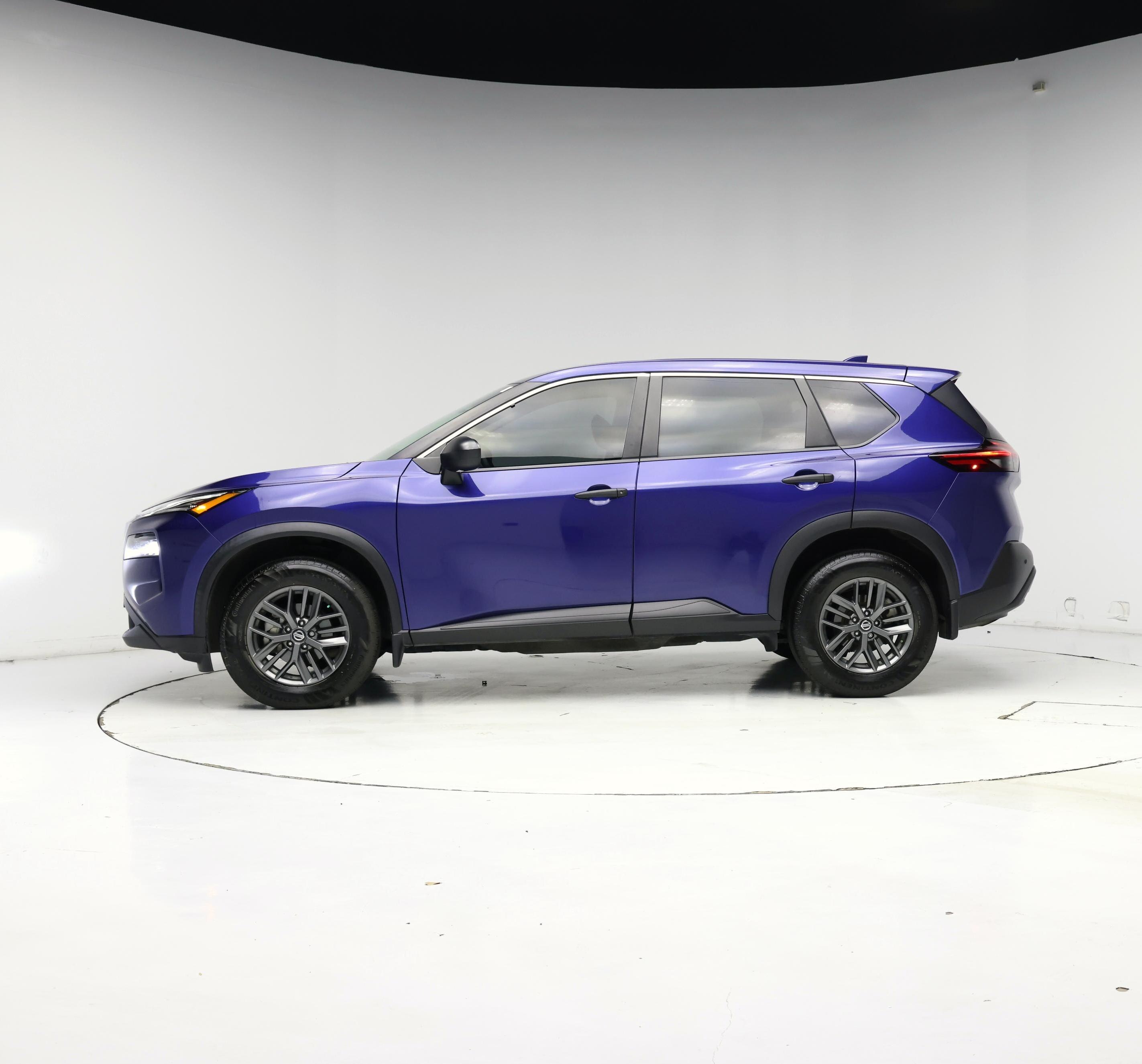 Thumbnail: 2021 Nissan Rogue - 3